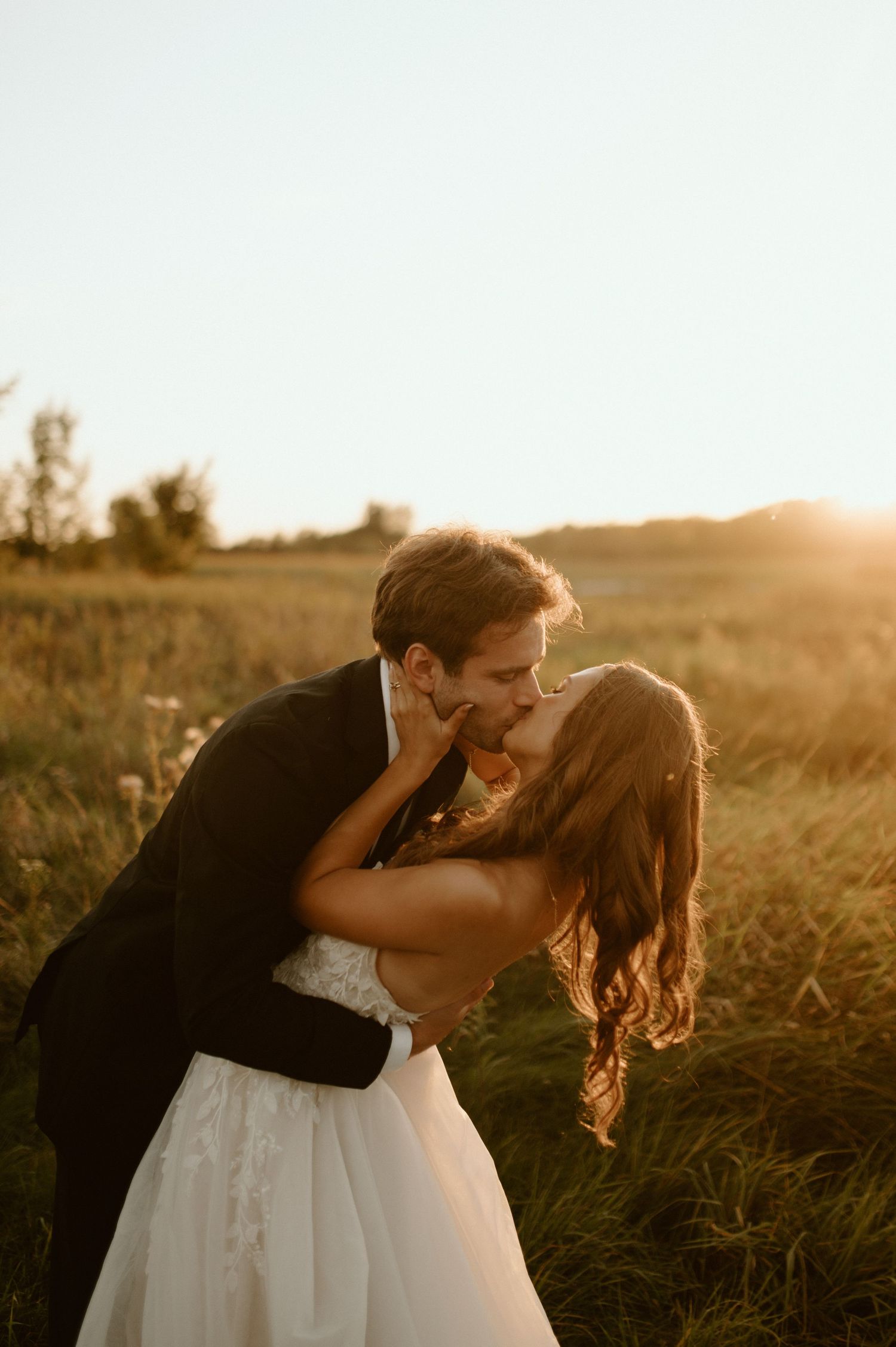 Minnesota Wedding Photographer | Rachel Marie Photography - Romantic and Authentic Minnesota Photography