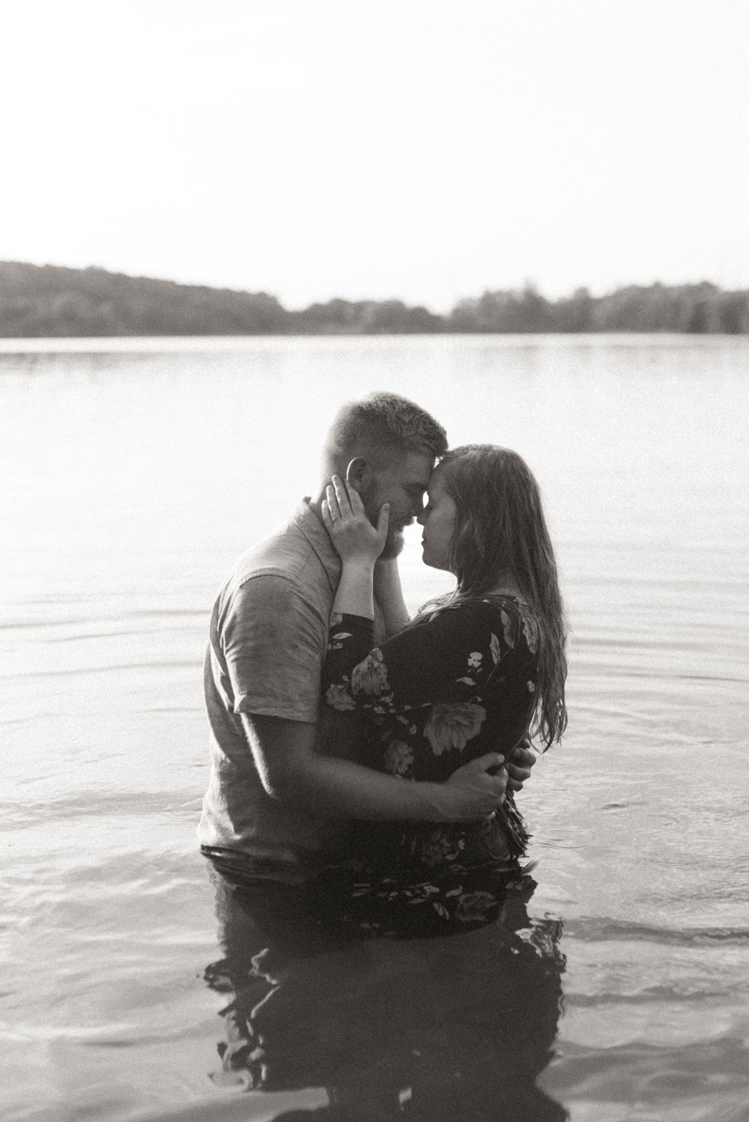Minnesota Wedding Photographer | Rachel Marie Photography - Romantic and Authentic Minnesota Photography
