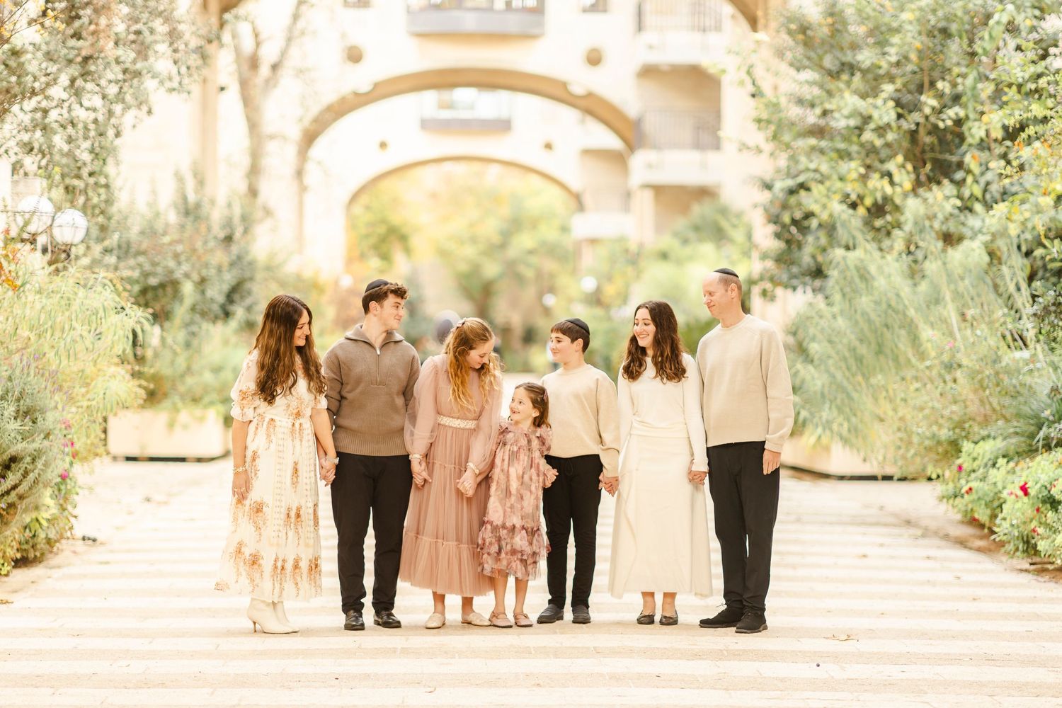 classic and timeless family portrait in Israel