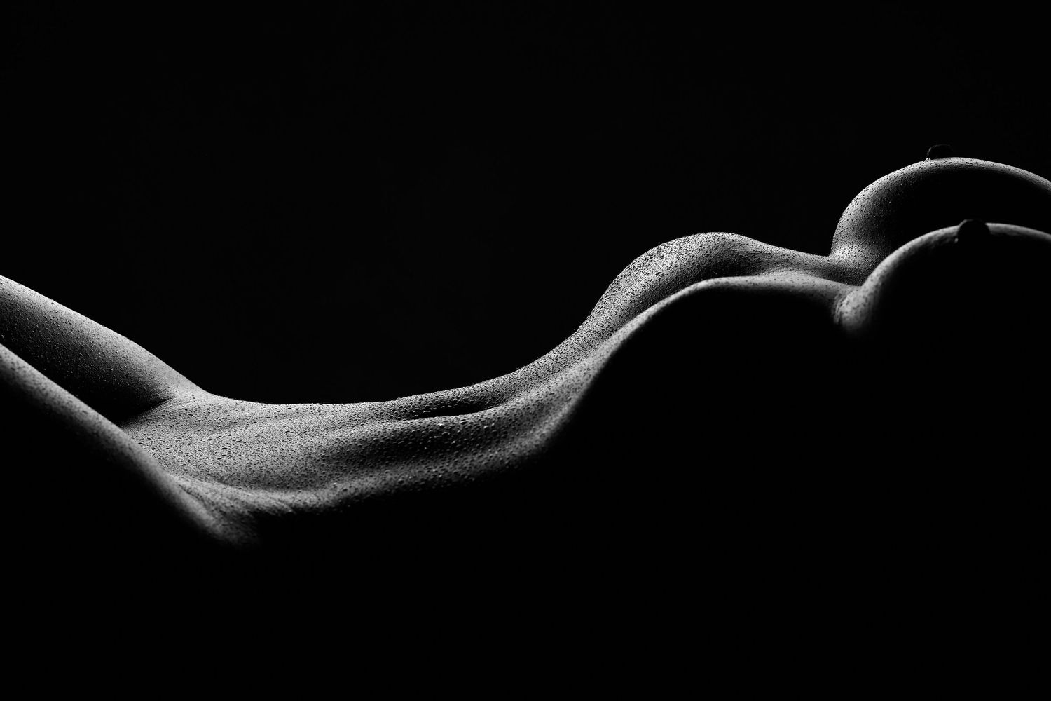 Searching for boudoir photography near me in Charlotte NC? Here is what to look for in a luxury photographer.