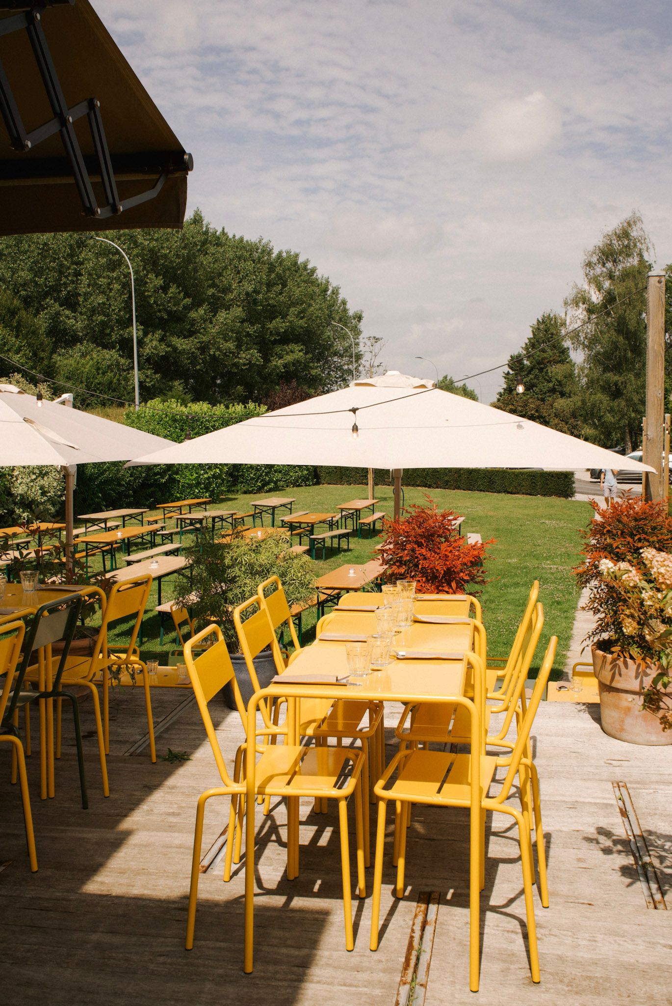 Photos lieux de vie, restaurants et cafés à Lille. Captures esthétiques pour site web, réseaux sociaux et menus.