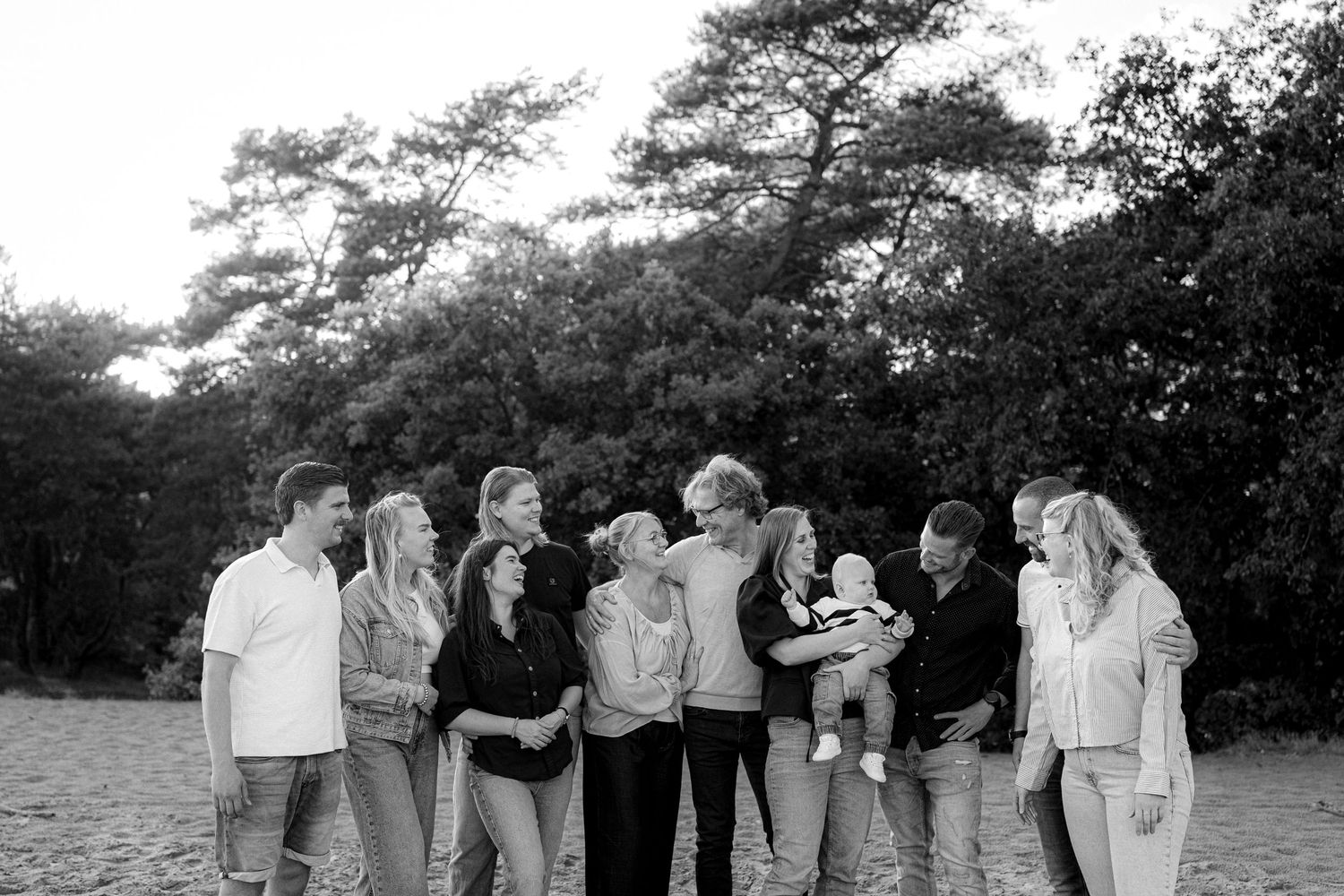 Fotoshoot van familie op het beekhuizerzand in Harderwijk door Nansee Photography