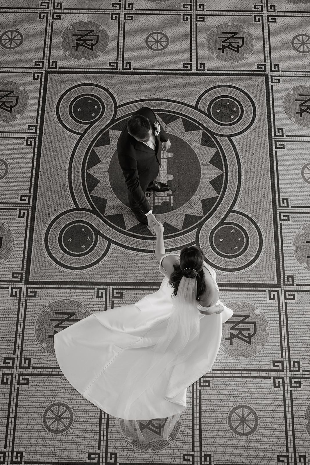 Couple dunedin wedding first look photo
