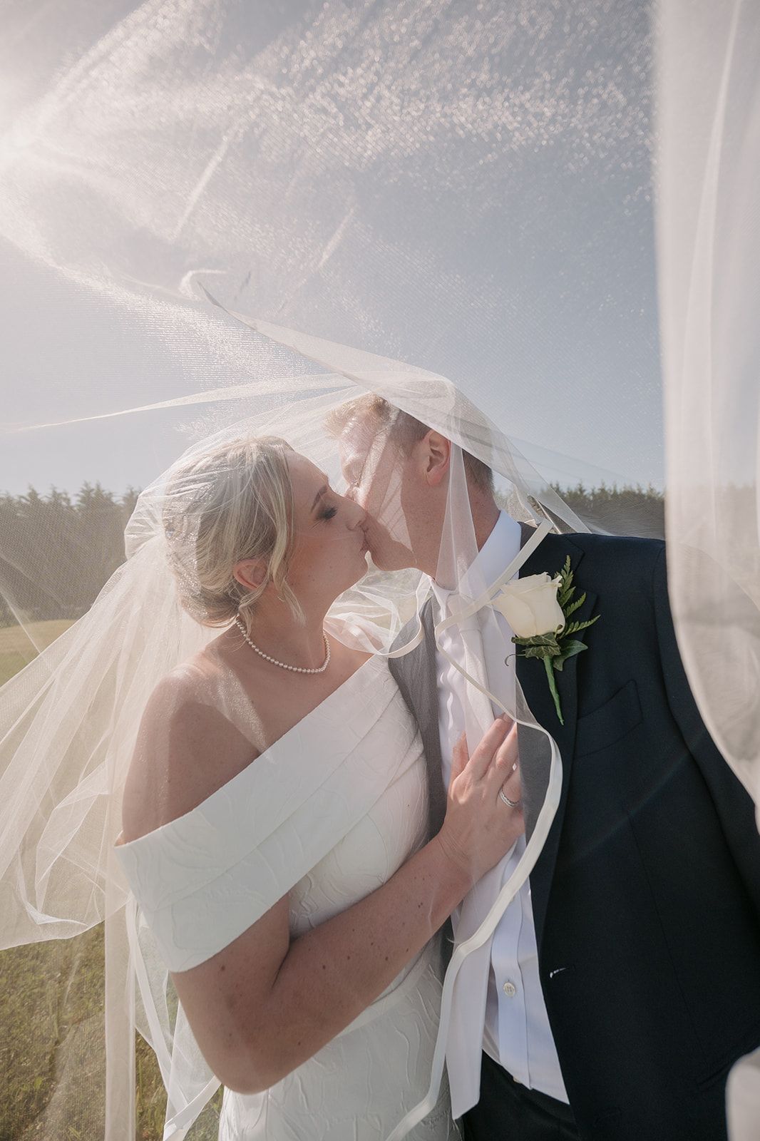 Christchurch wedding couple