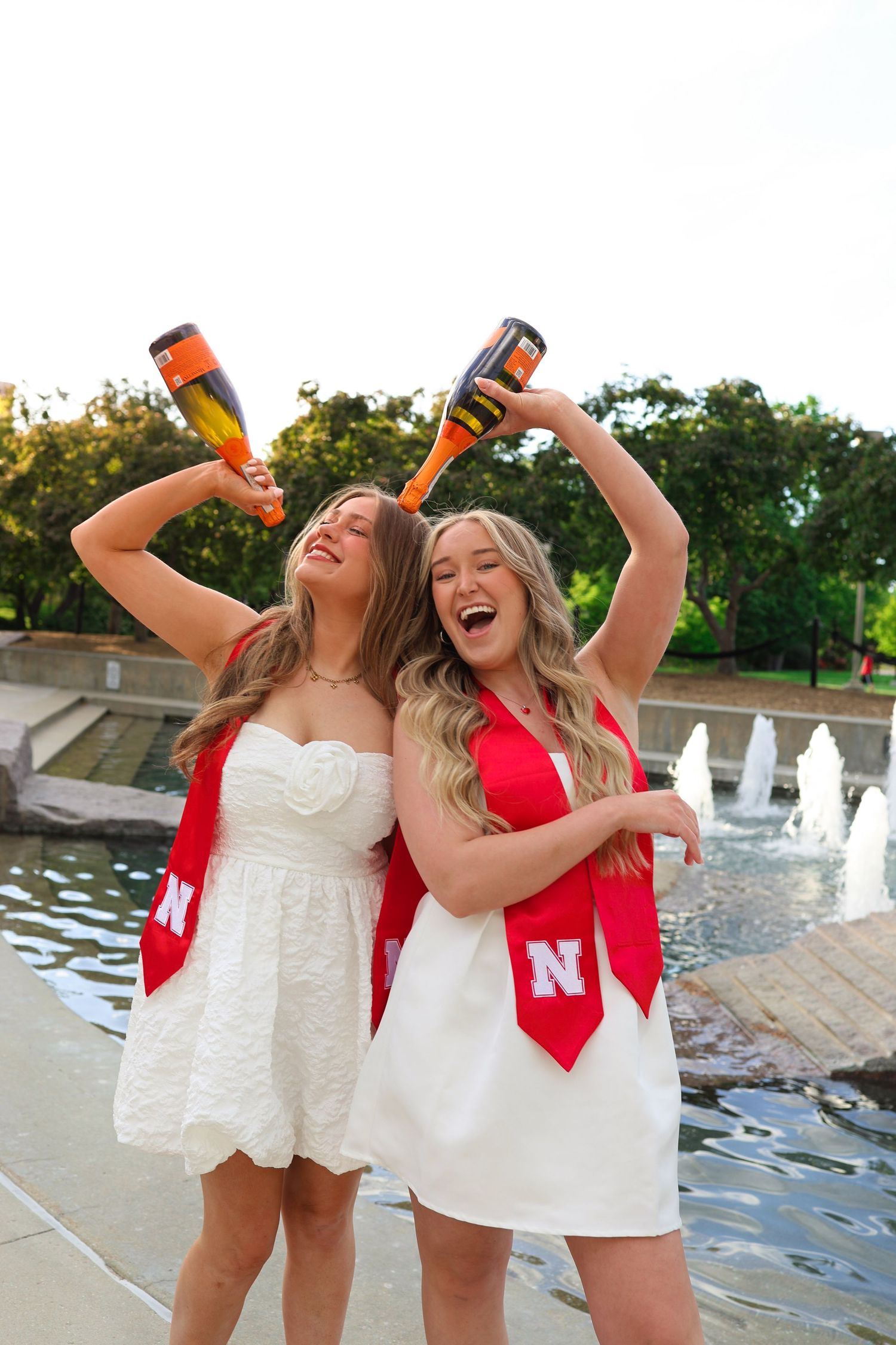 graduation photography with friends