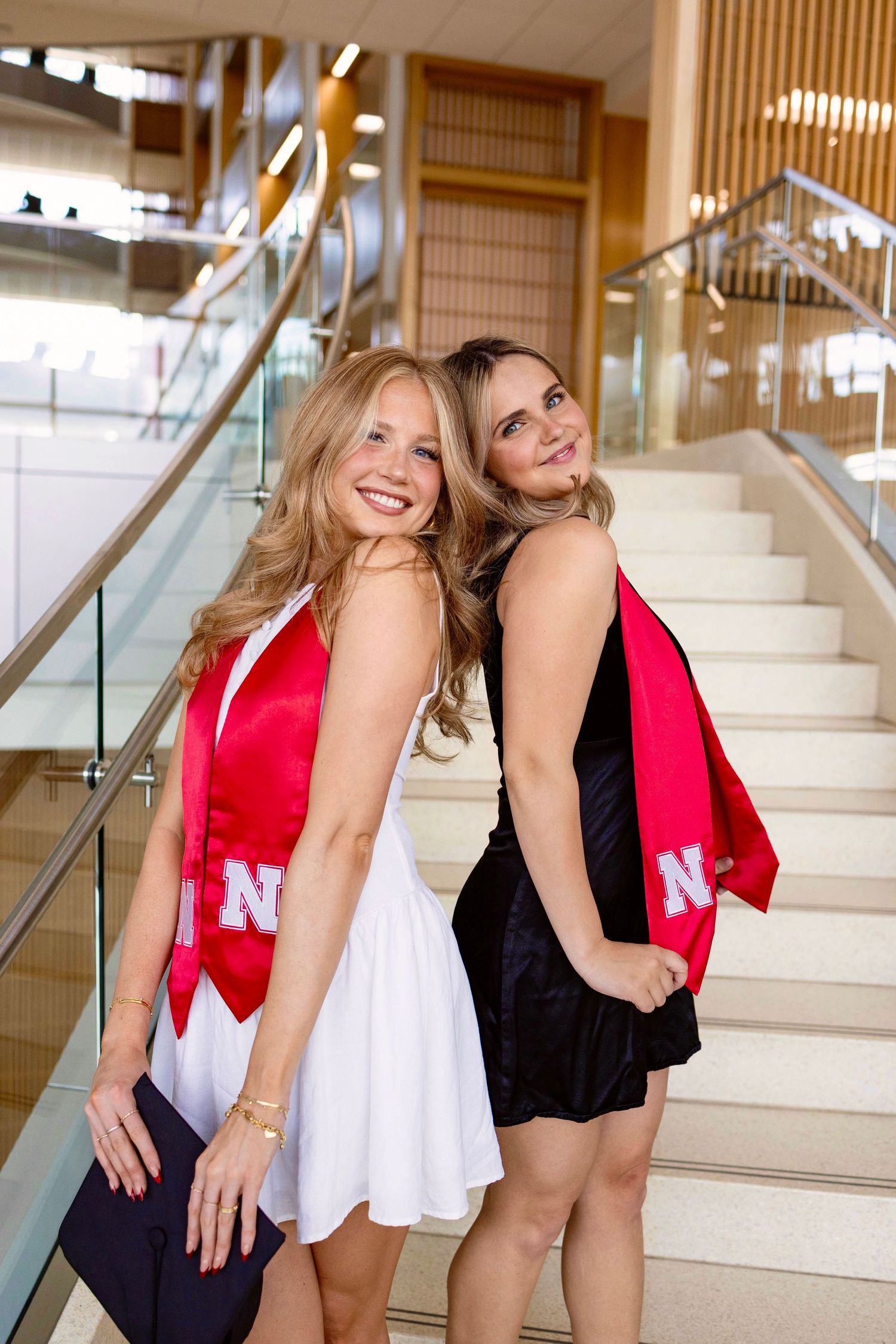 graduation photography with friends