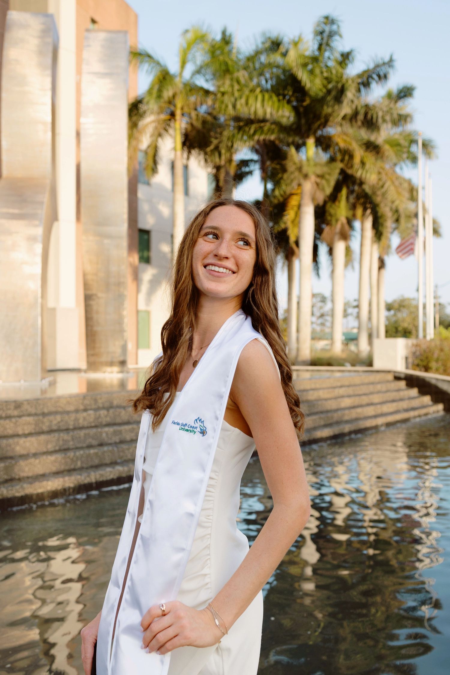 graduation photography Fgcu