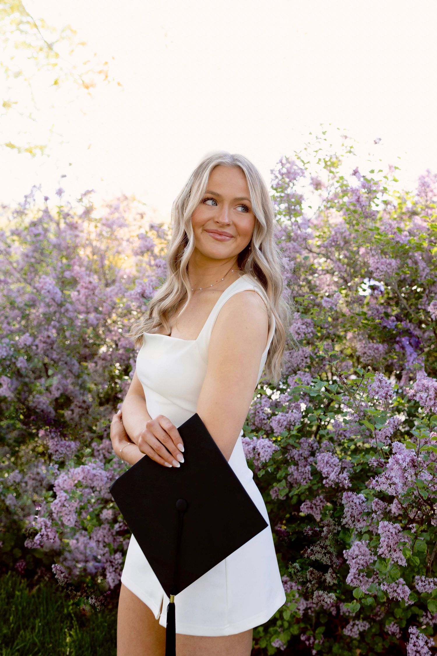 graduation photography pretty flowers