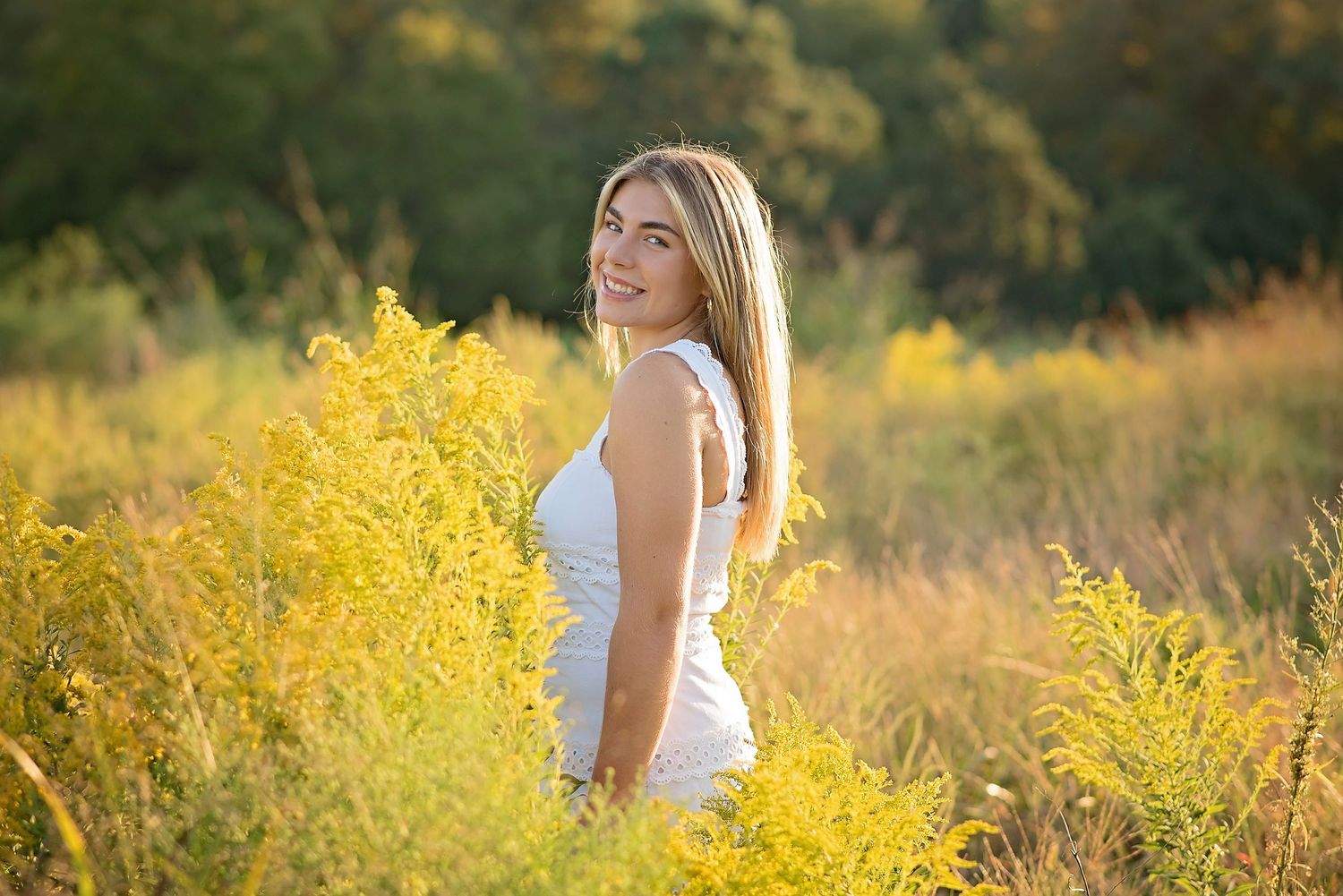 High school College senior photographer Cary Morrisville Raleigh Durham Holly Springs Apex Oak Island Southport Wilmington Wrightsviile NC