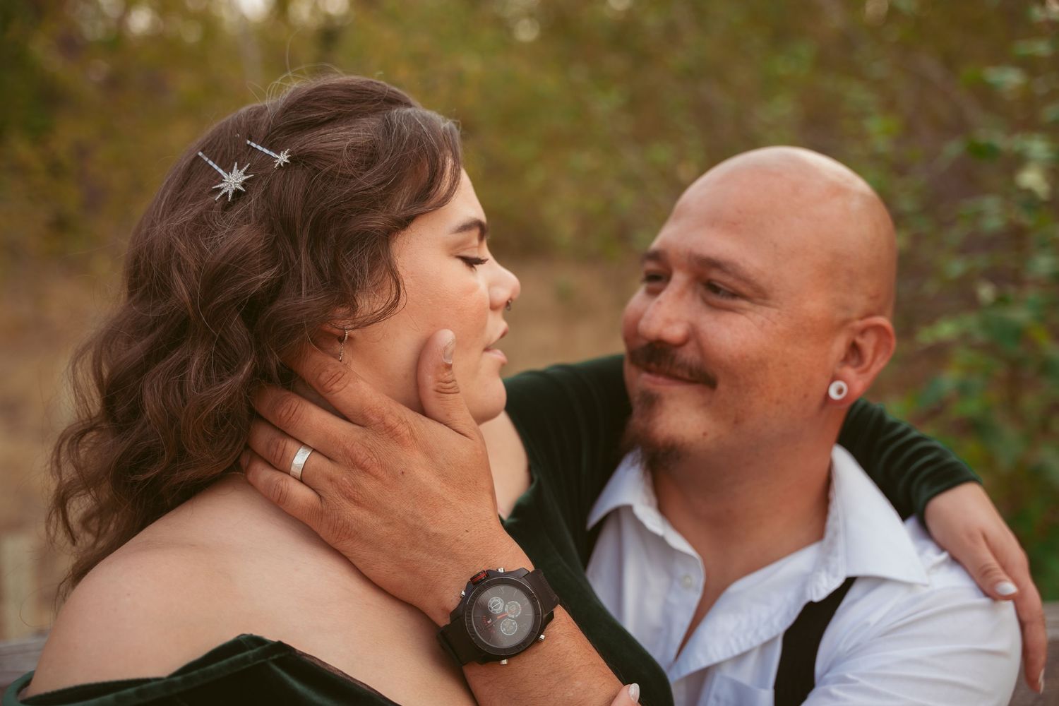 Series of candid romantic moments between a couple during an outdoor photoshoot.