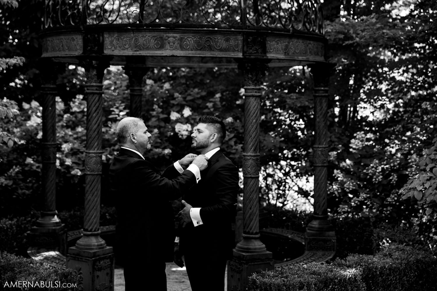 Black and white photo series showing a wedding ceremony taking place under trees outdoors.