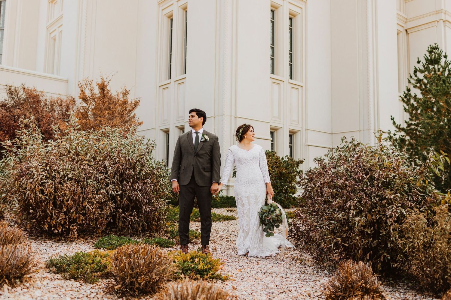 Utah wedding images capturing meaningful moments with cinematic depth.