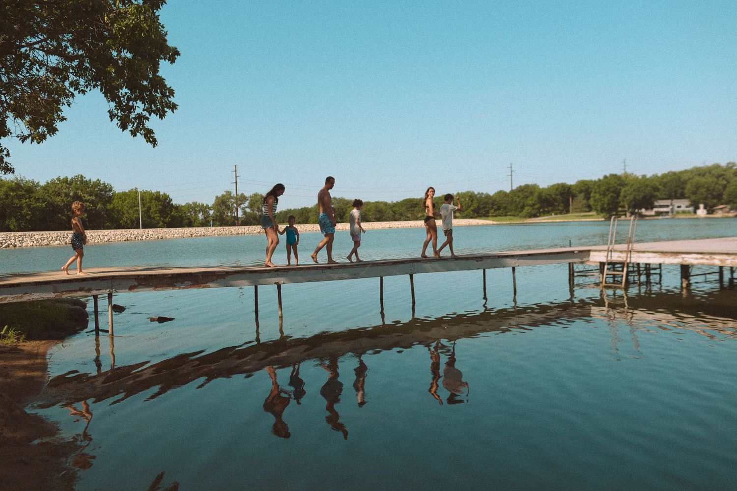 manhattan kansas lake family exploring for their session
