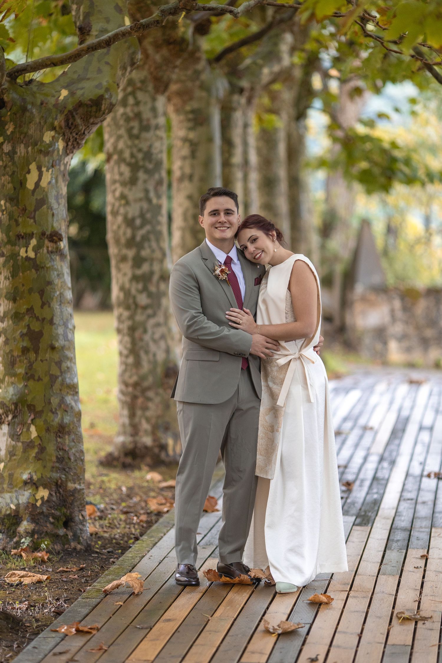 Fotografía natural de boda en Europa con estilo documental