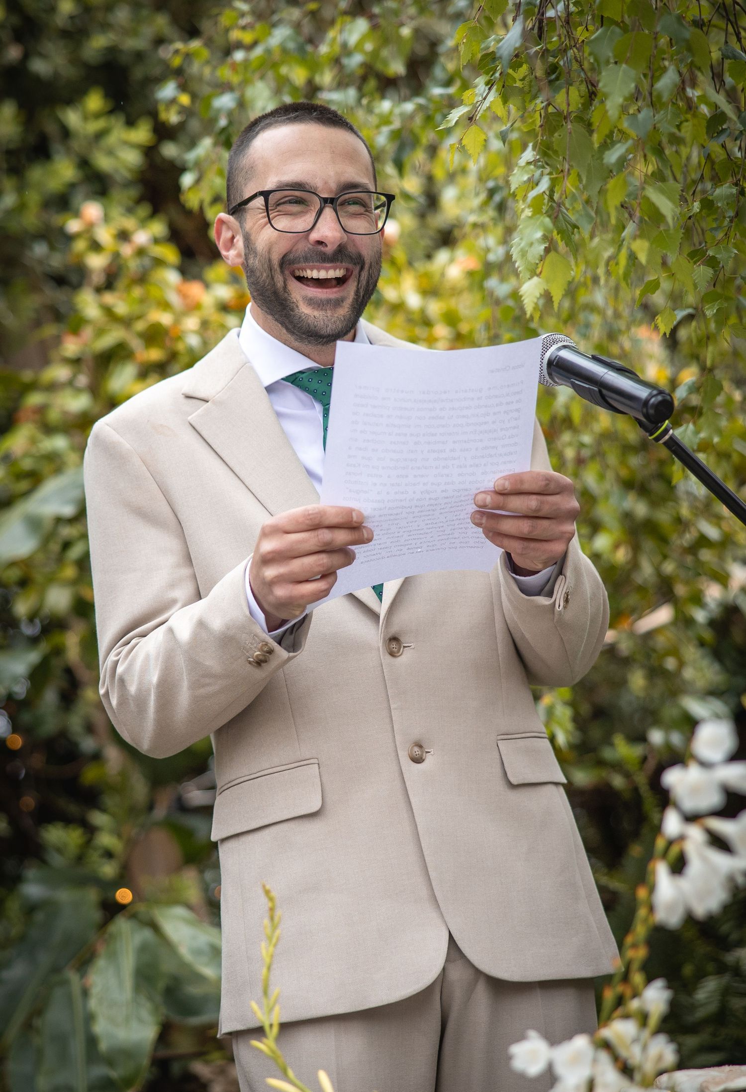 Imagen de boda capturada en destino por fotógrafo de bodas en Europa.