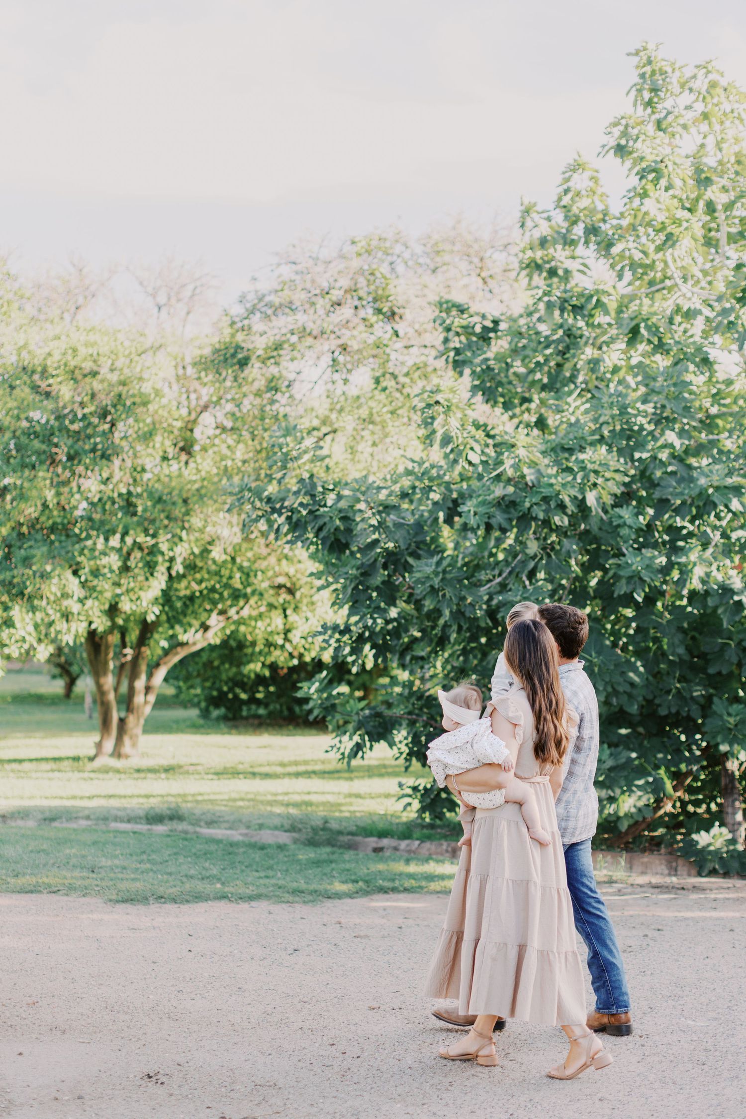 North Phoenix fall family photography capturing organic, timeless moments and heartfelt connection in relaxed, natural outdoor sessions.