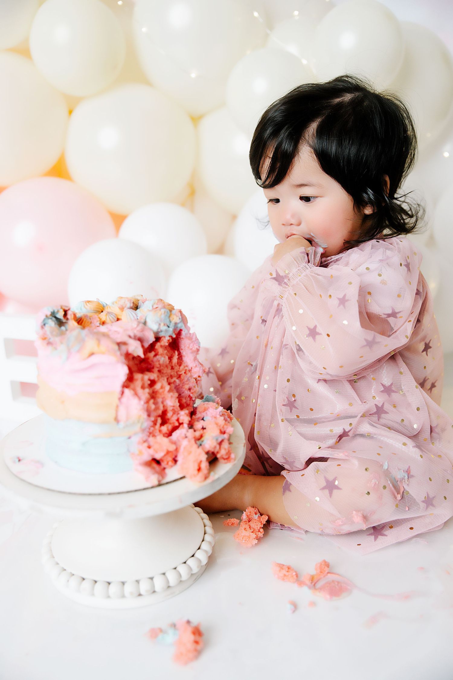 Smash Cake session for first birthday. Southern California photographer.