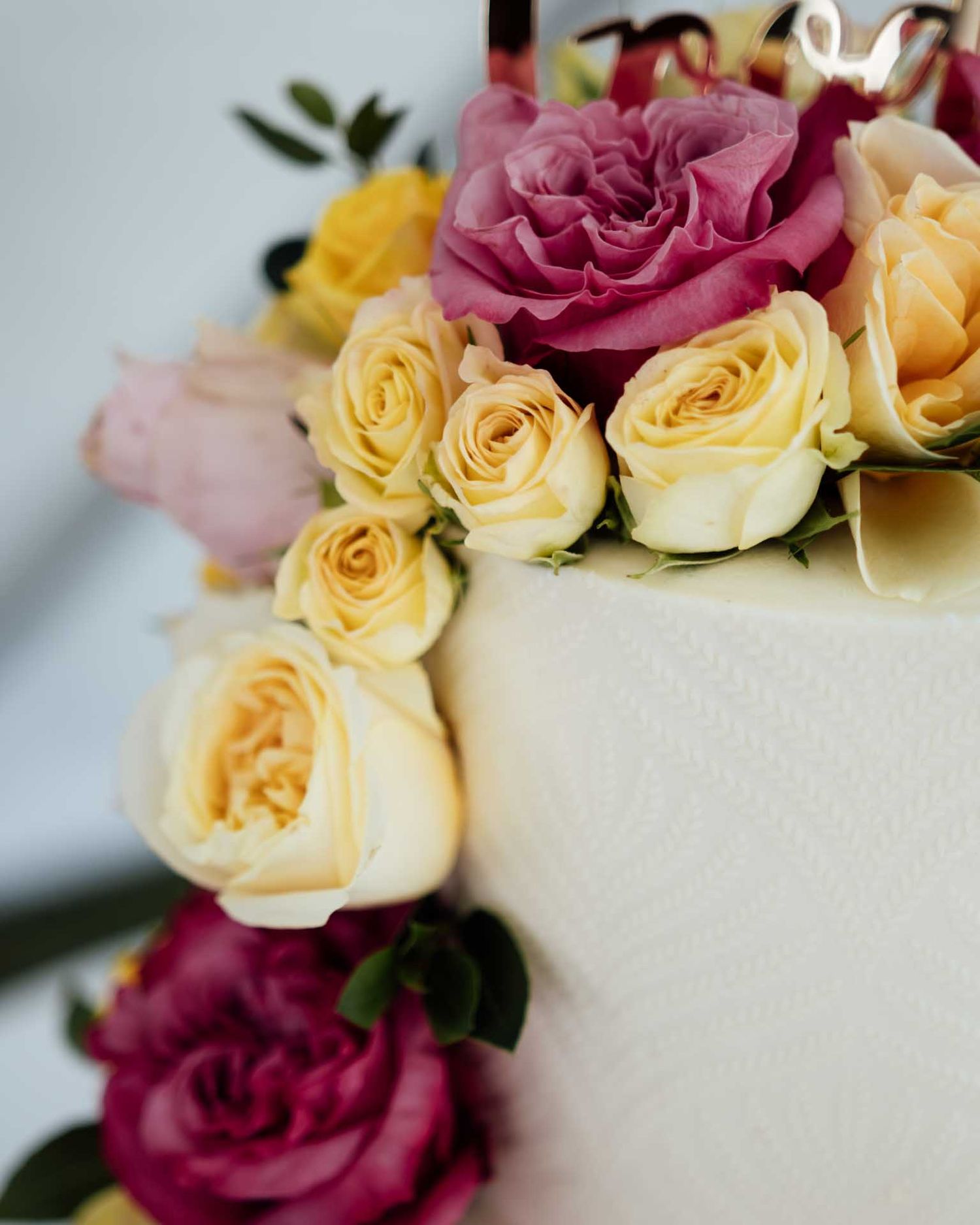 Wedding cake details at a wedding in Tanunda, captured by Barossa Valley wedding photographer Matt Webster
