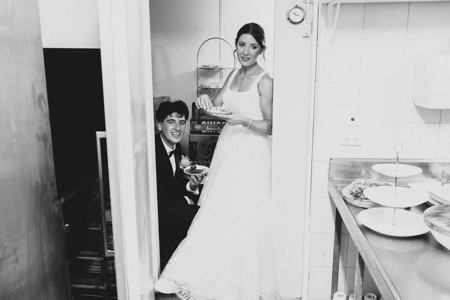 Bride and groom enjoying their wedding cake at Hazelmere Homestead, photographed by Barossa Valley wedding photographer Matt Webster.