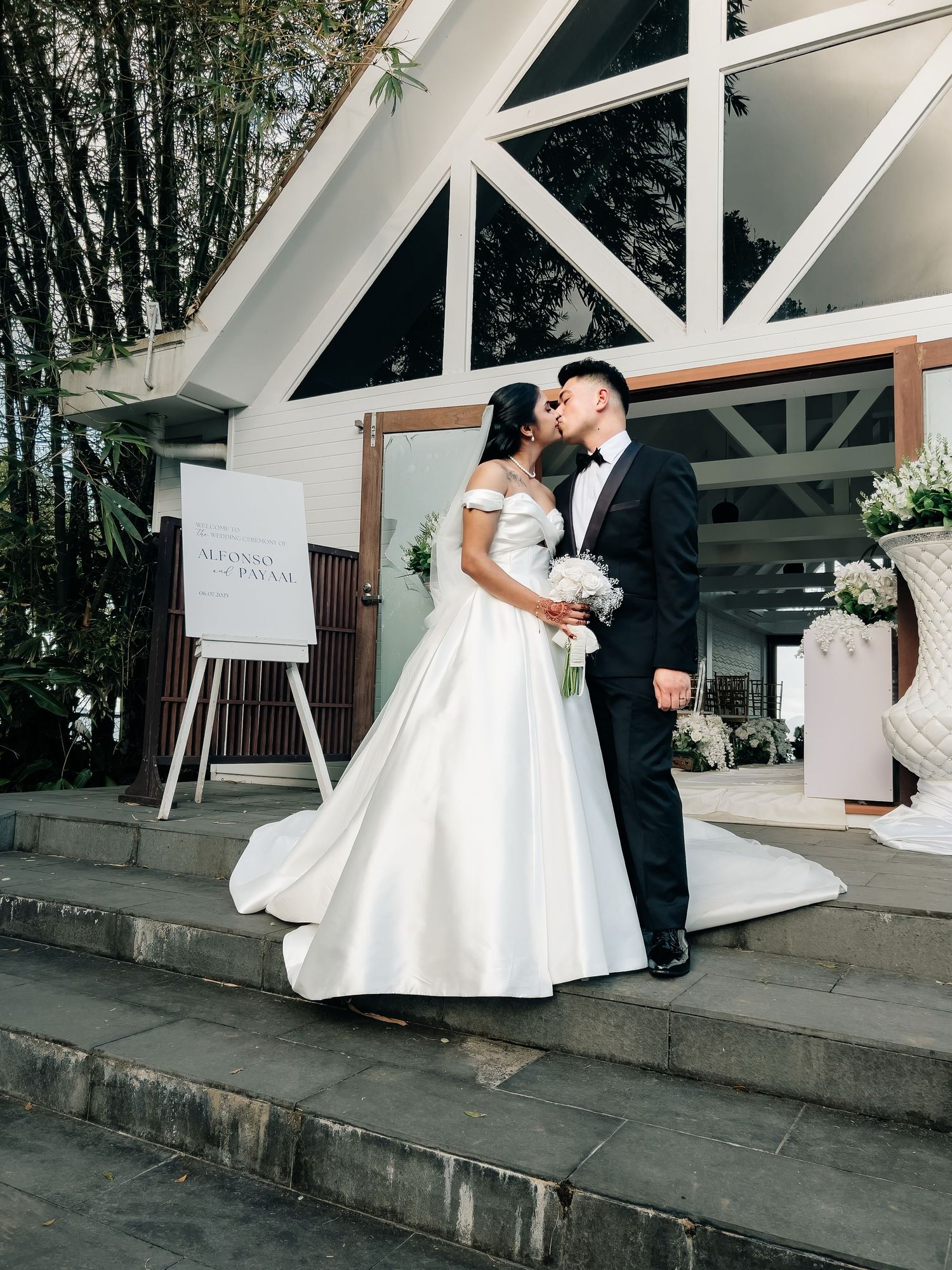 Brisbane wedding photography by Nazareth Black – candid couple portrait