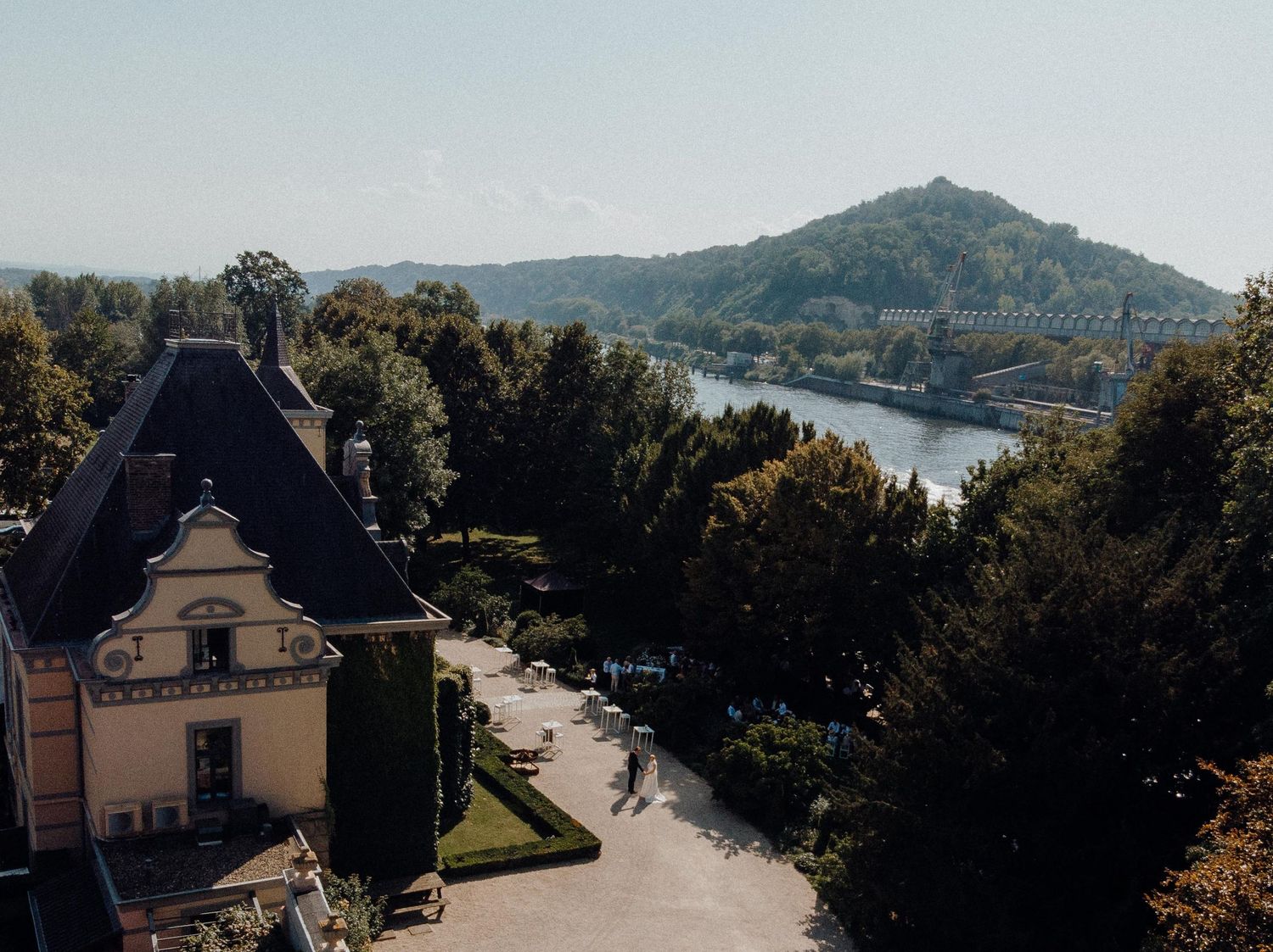 huwelijksfoto Maastricht drone editoriaal
