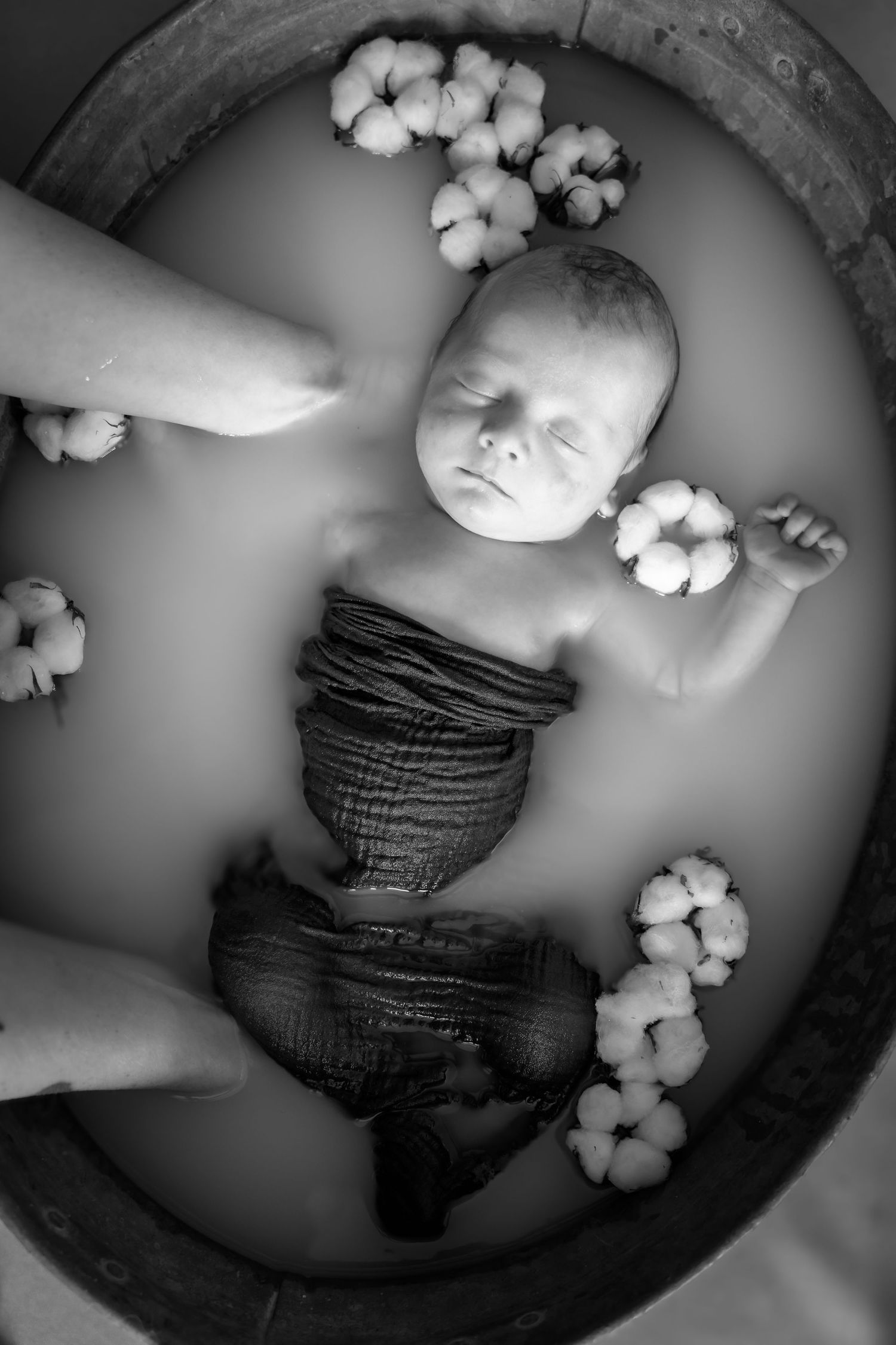 Photographie d'une famille & Nouveau-né pris par Horizon Studio - Photographie à Schleithal en Alsace.