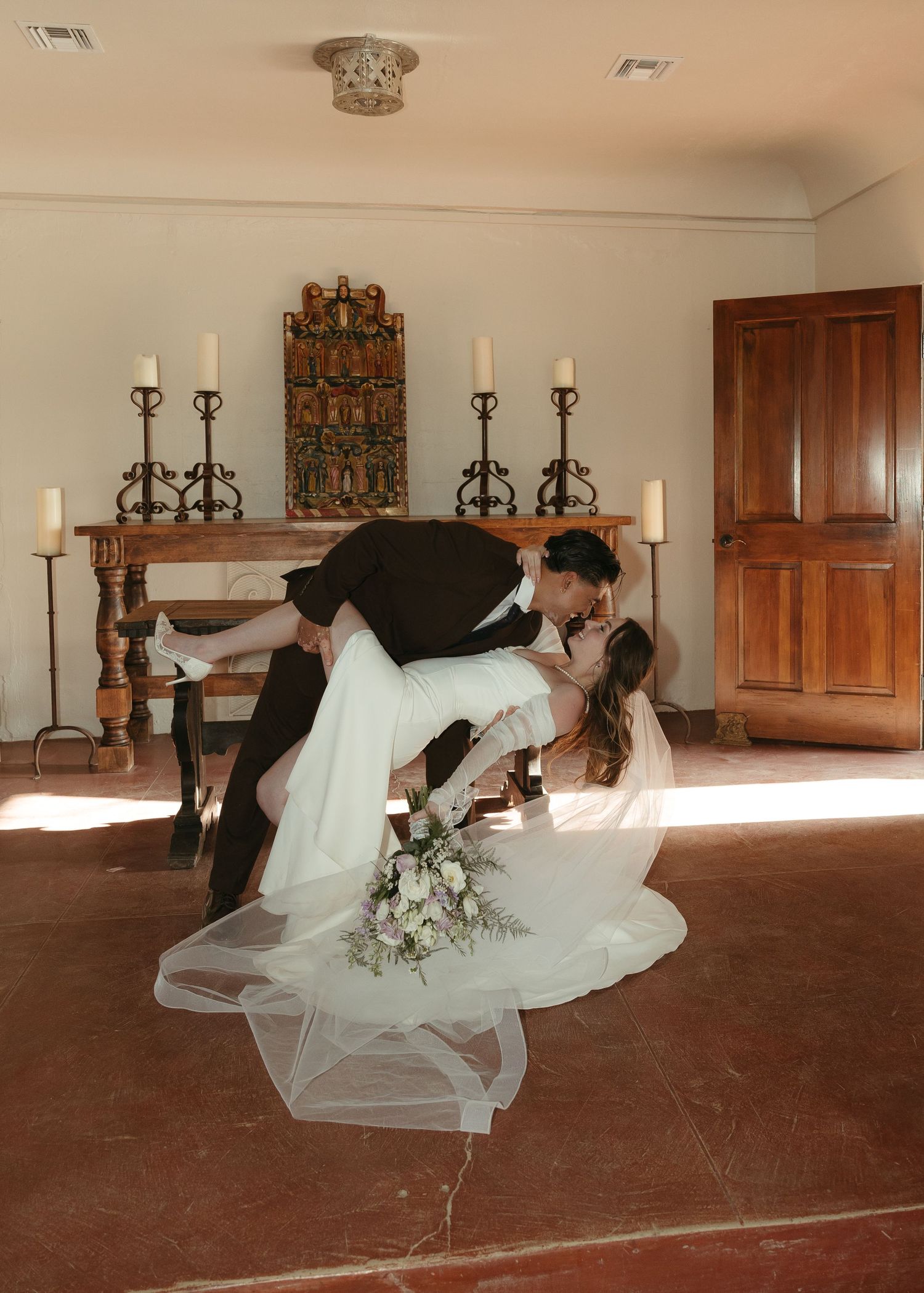 Documentary-style wedding photography capturing candid moments, emotional storytelling, and timeless wedding portraits.