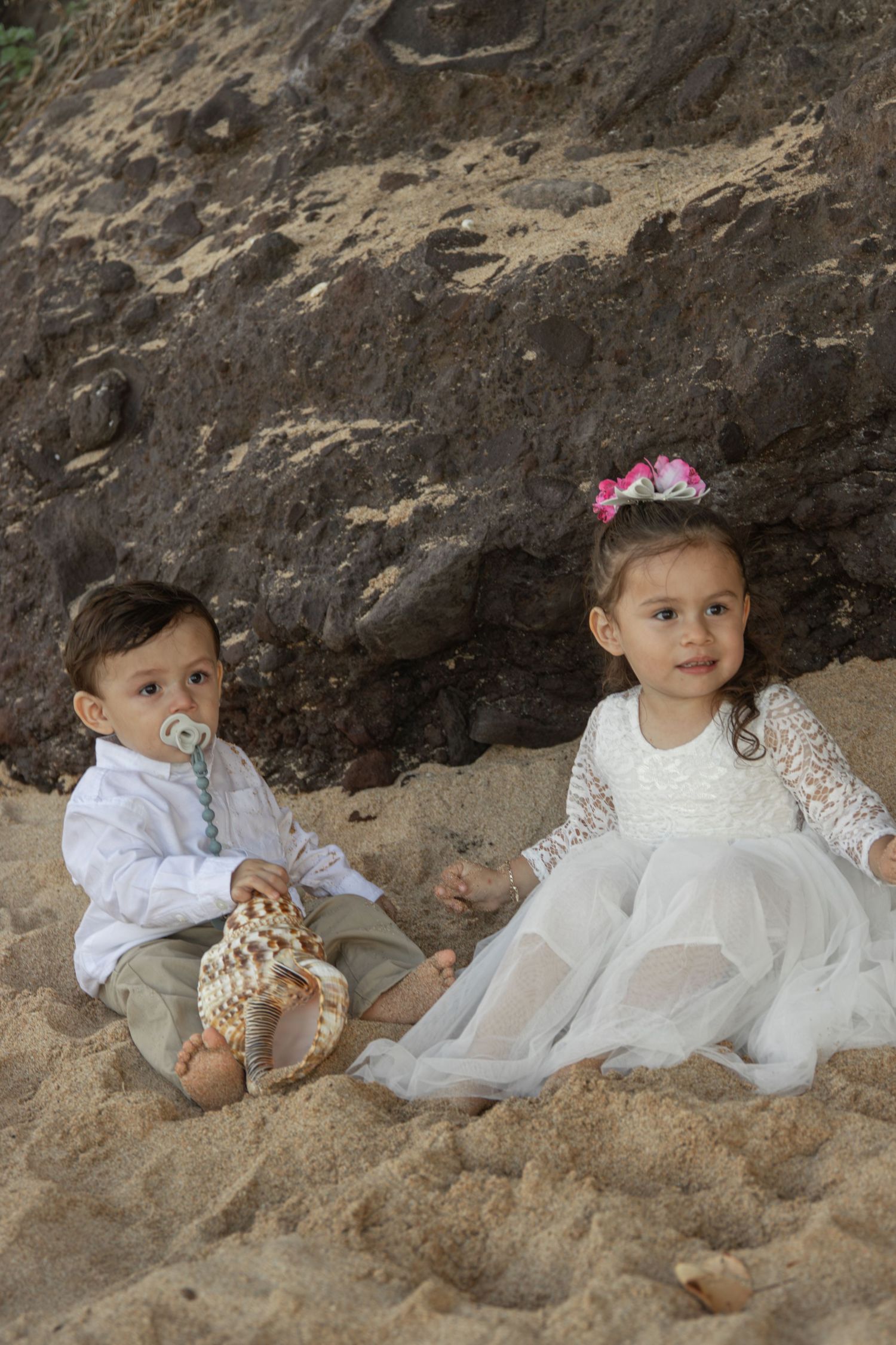 maui beach wedding photoshoot