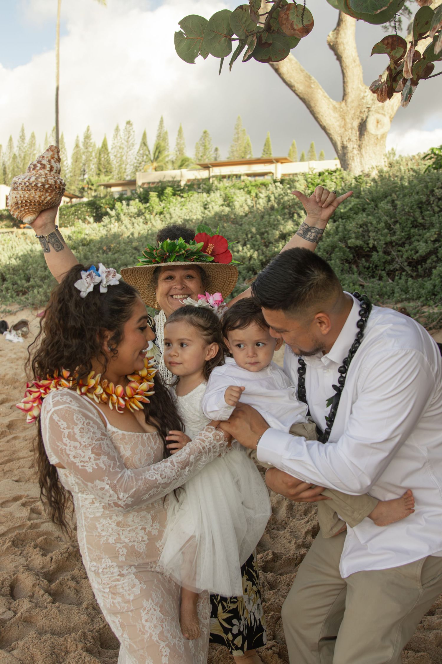 maui beach wedding photoshoot