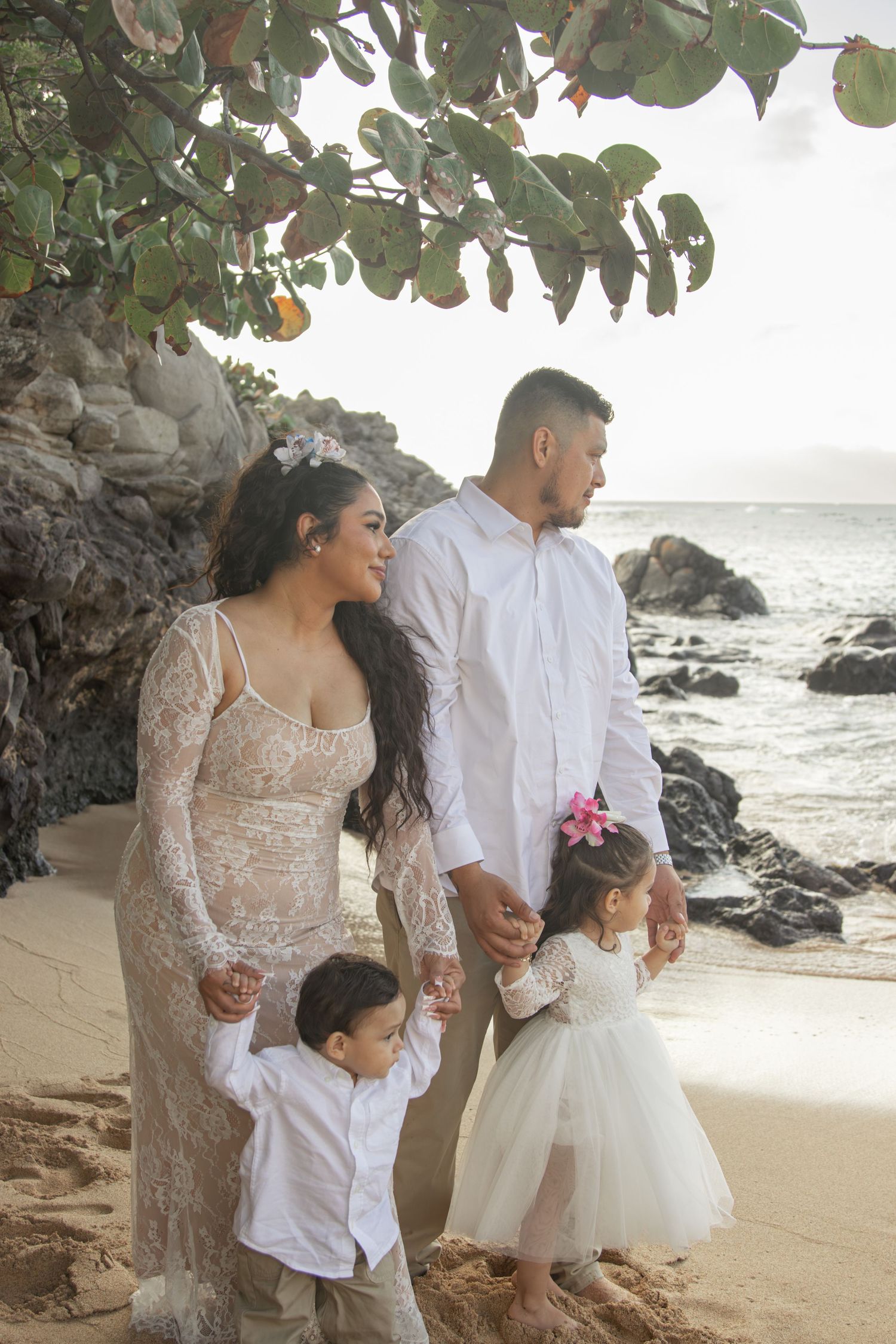 maui beach wedding photoshoot