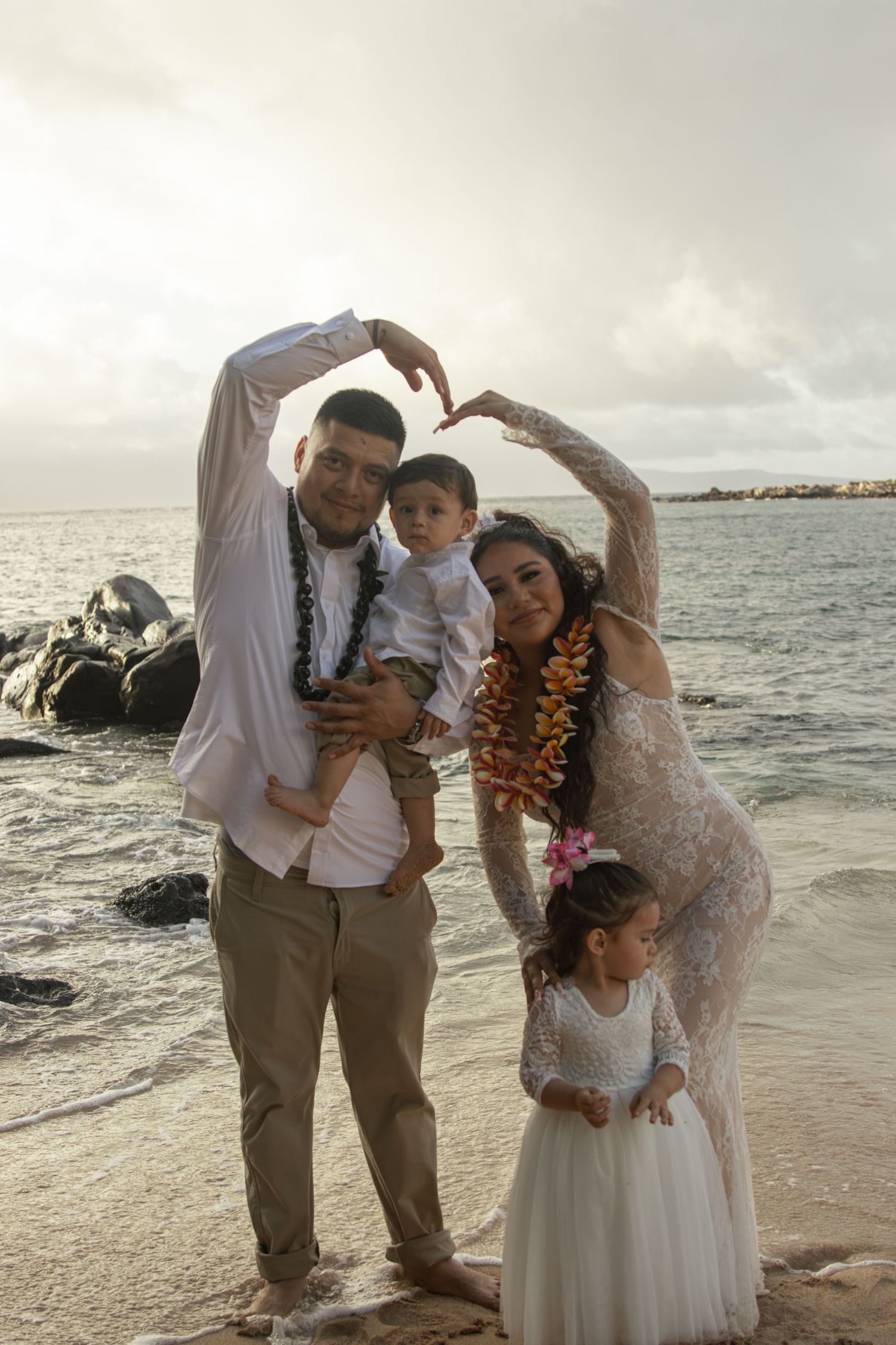 maui beach wedding photoshoot