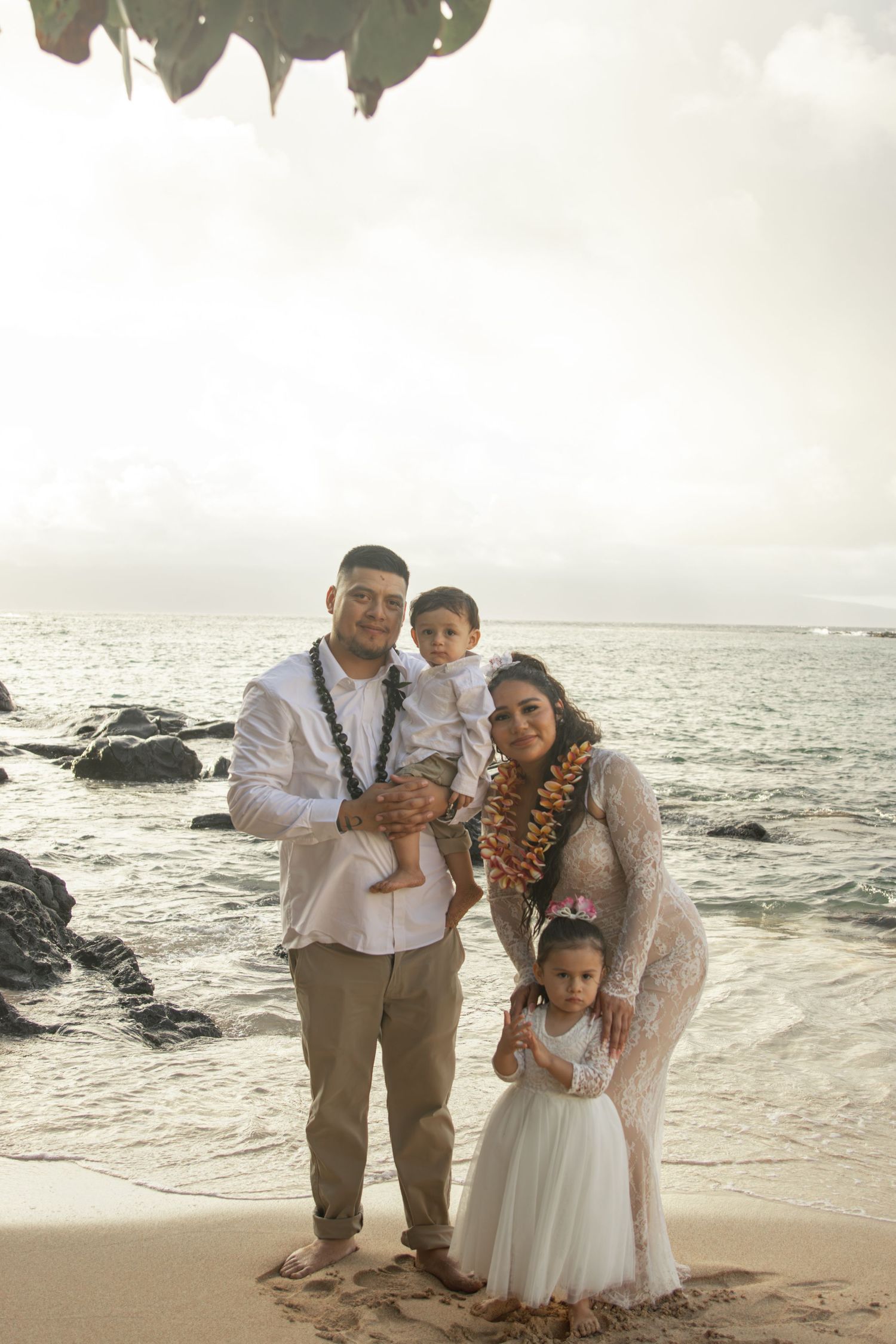 maui beach wedding photoshoot