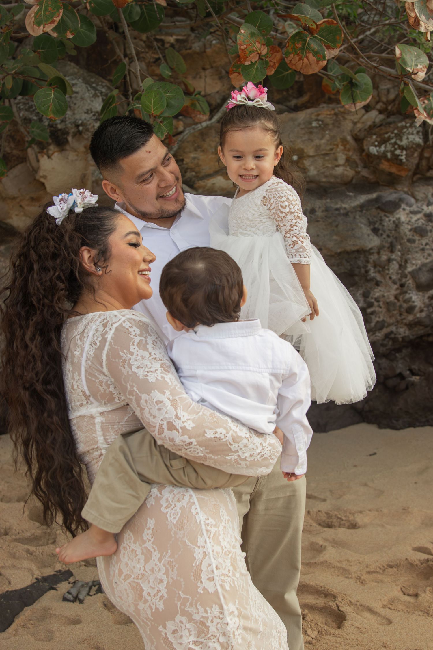 maui beach wedding photoshoot