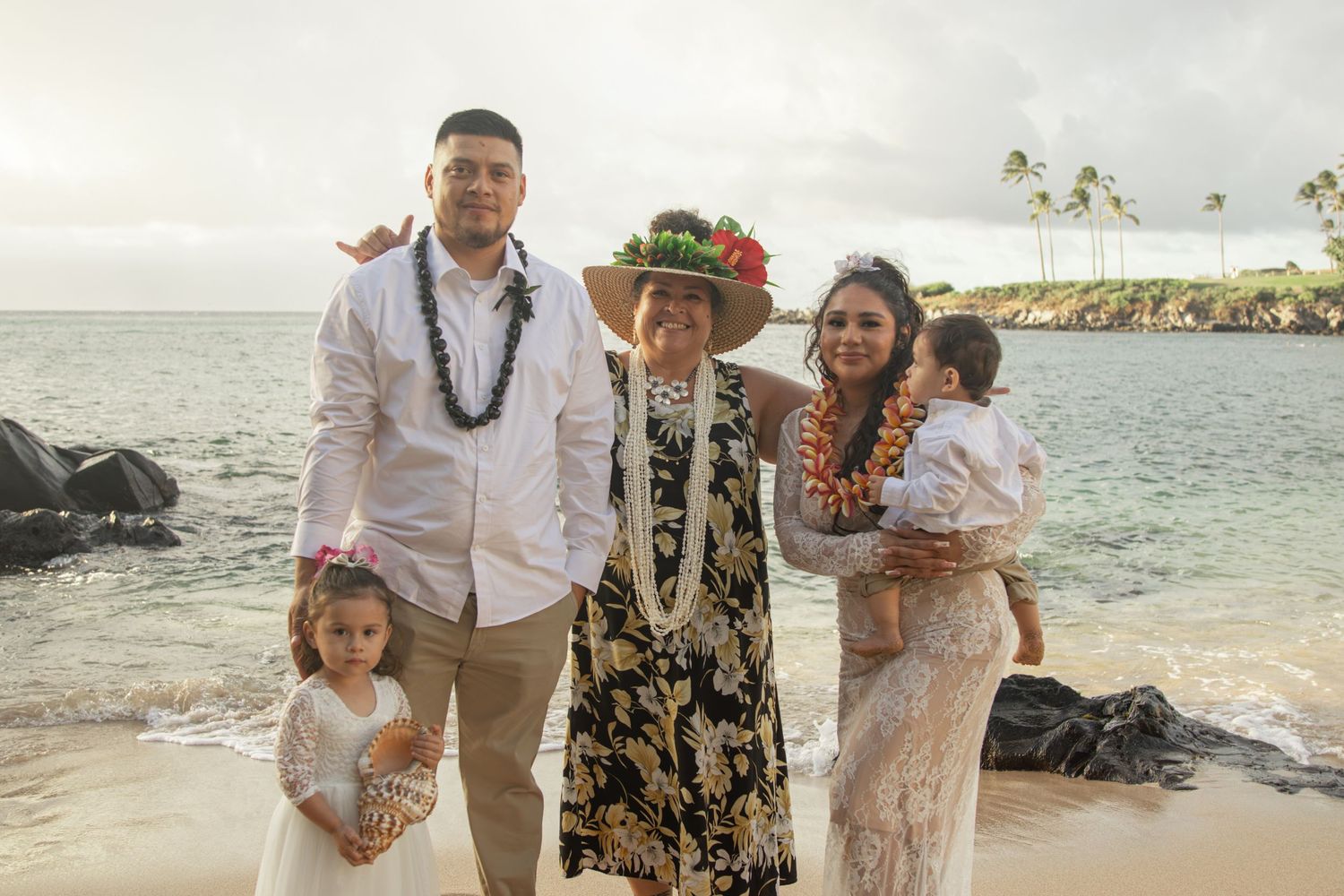 maui beach wedding photoshoot
