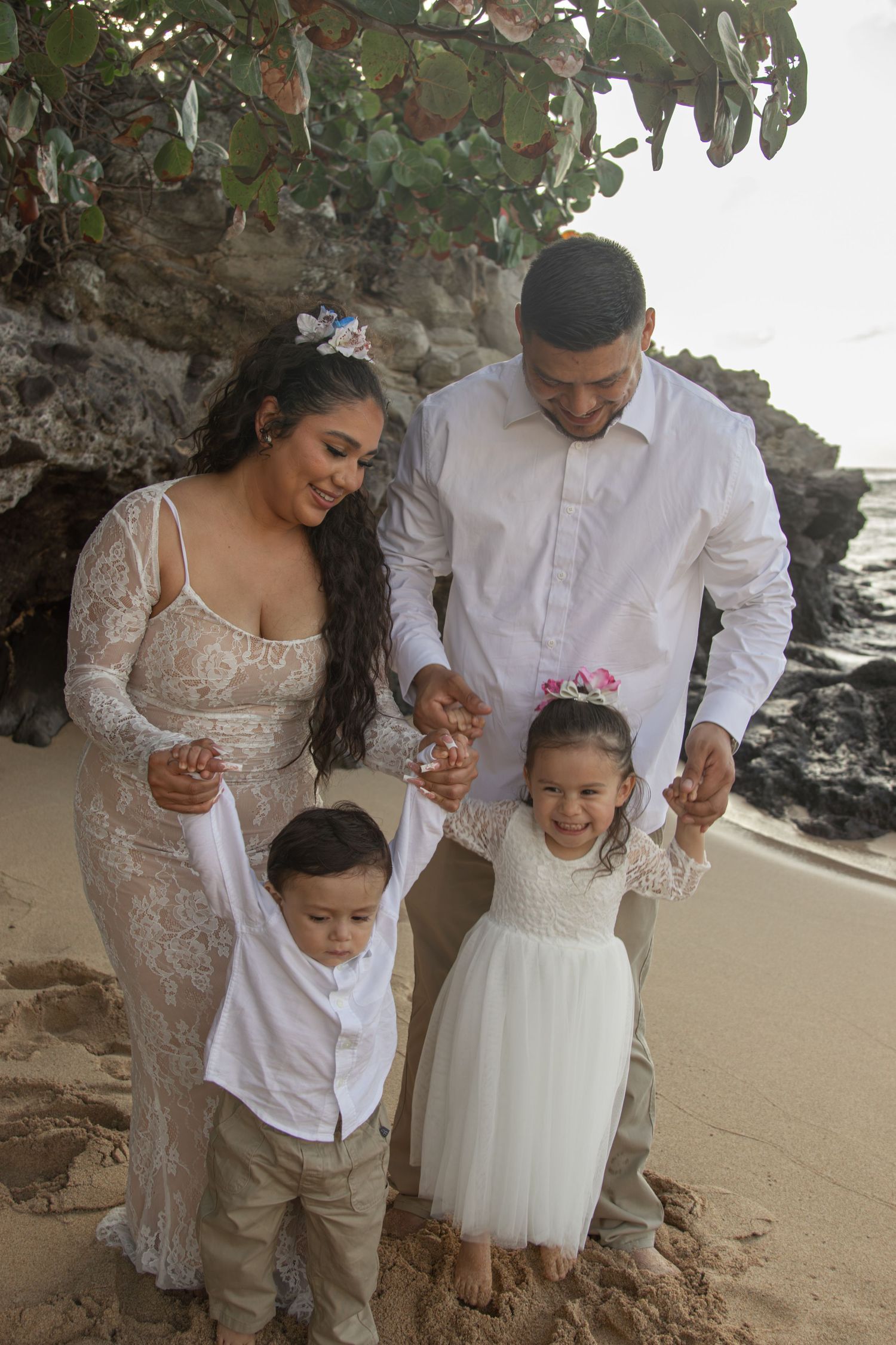 maui beach wedding photoshoot
