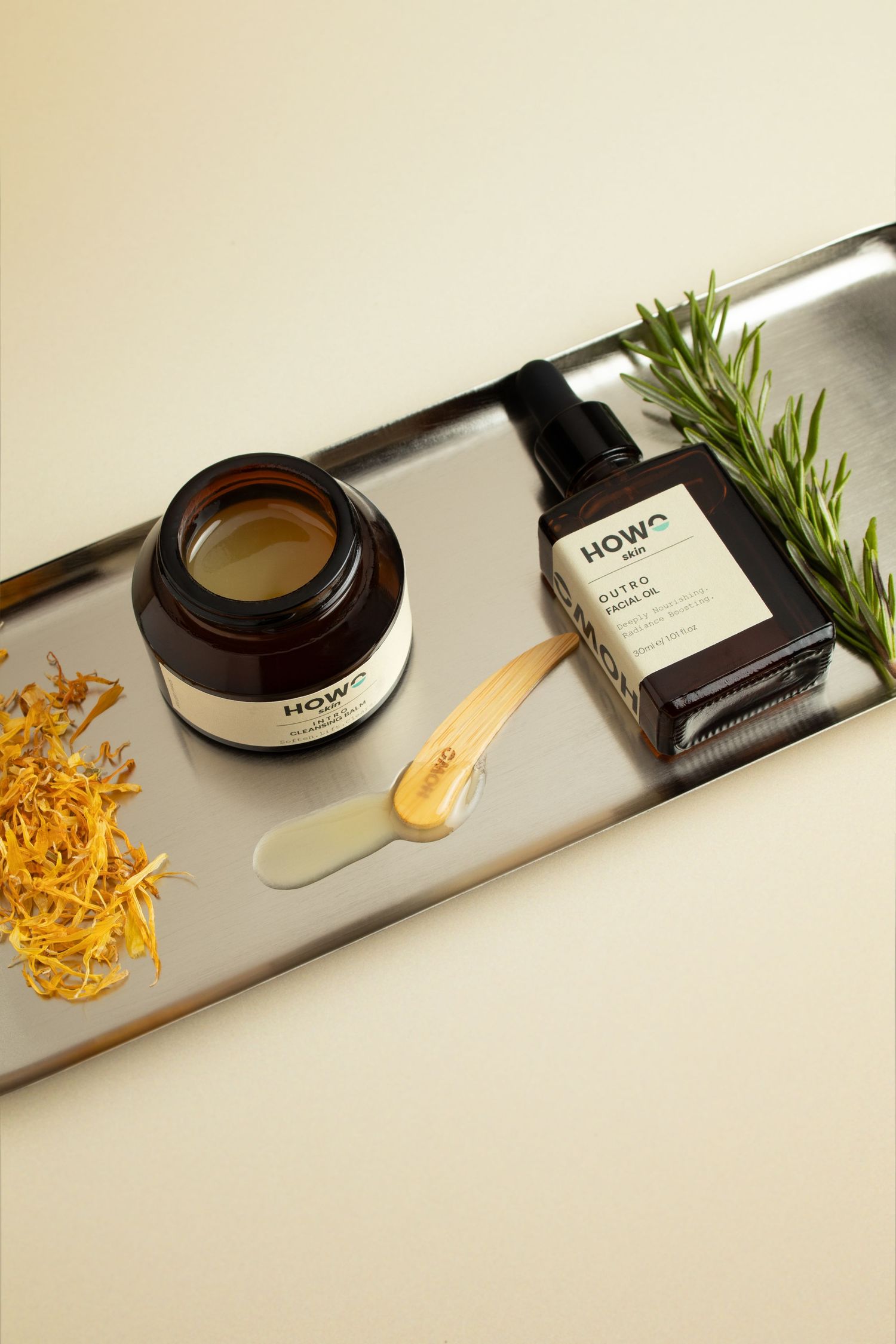 flat lay product photography for skincare editorial style shot taken by Glow Studio Yalda
