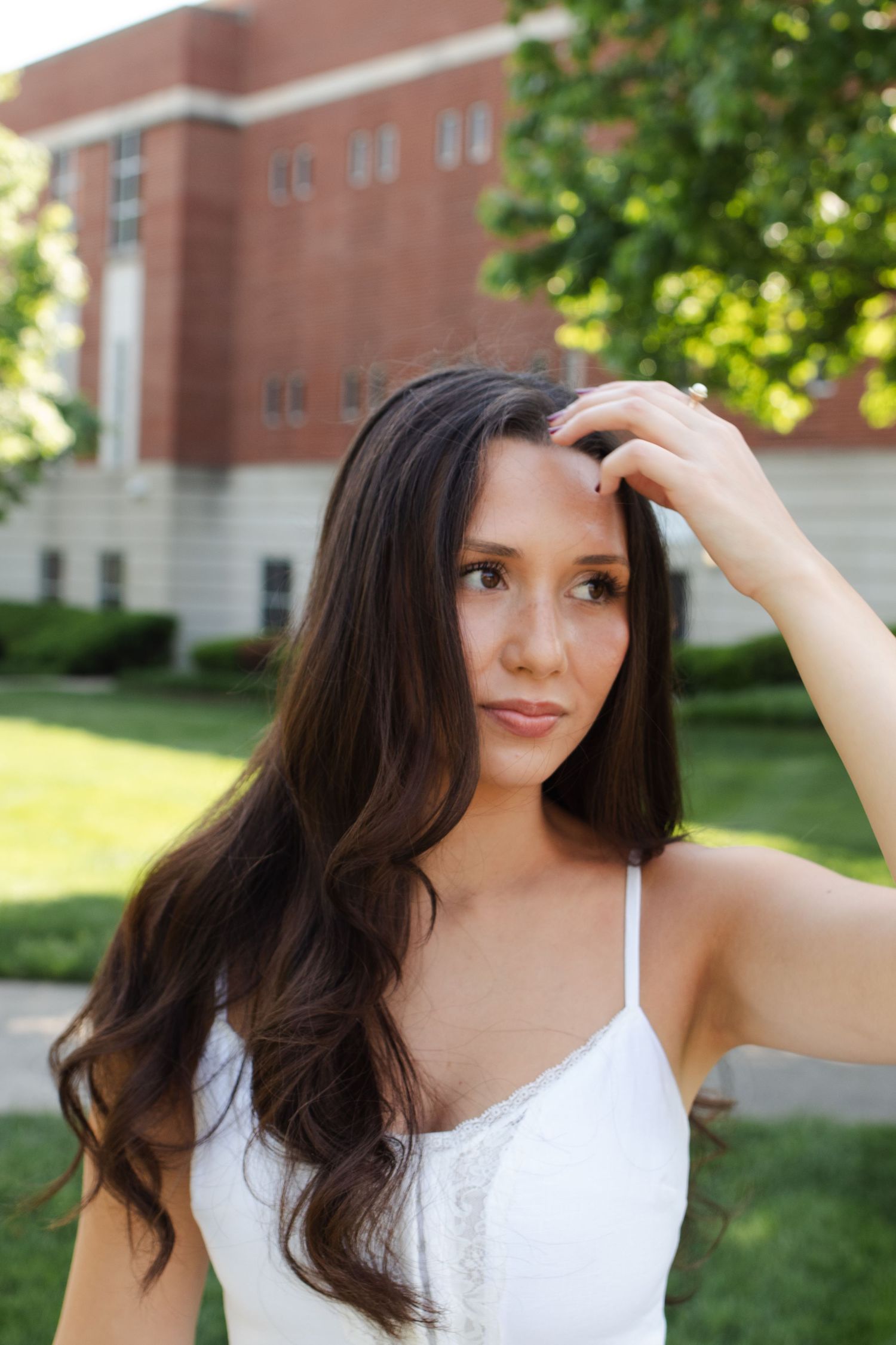Lydia's College Senior Pictures outdoor session at Lipscomb University