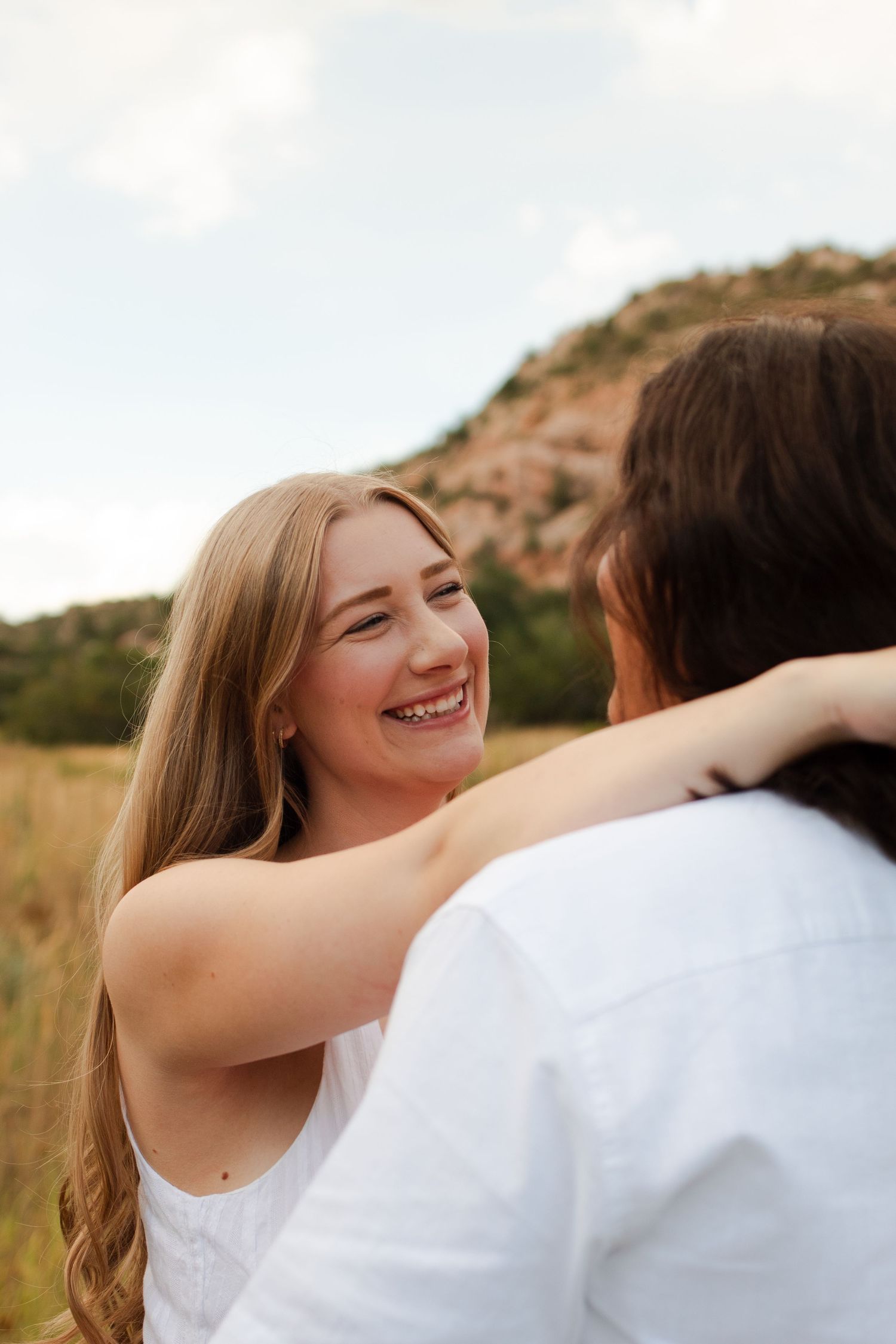 Alec & Jess couples engagement photo session in Colorado