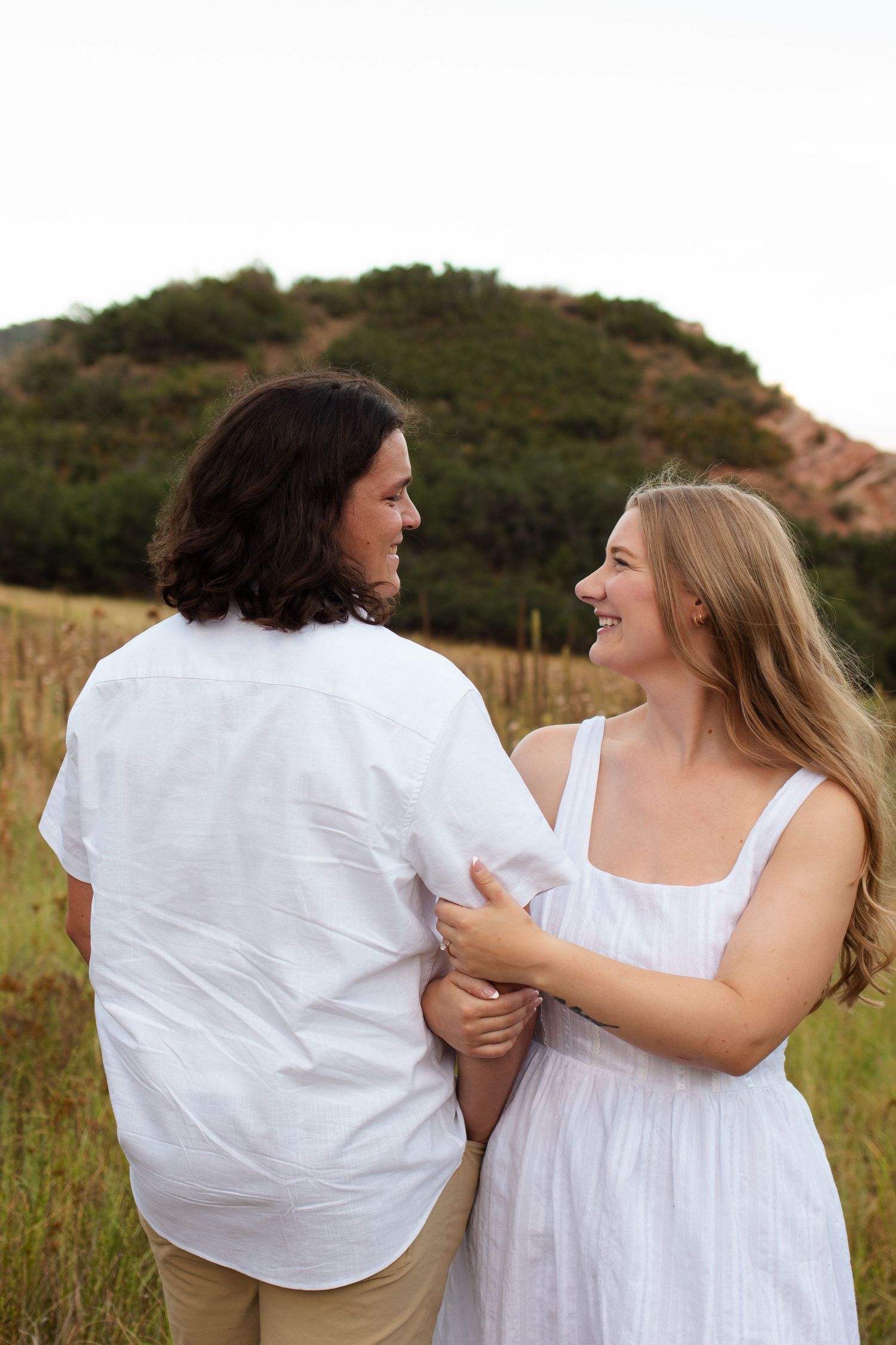 Alec & Jess couples engagement photo session in Colorado