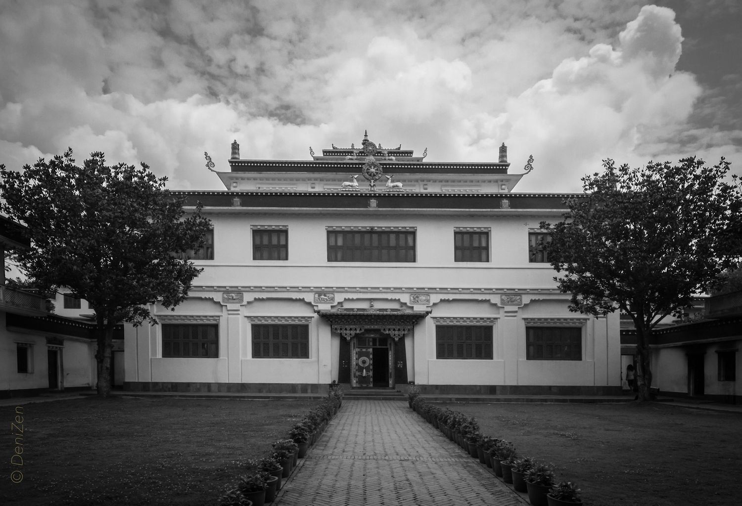 Kathmandu, Boudha, Rangjung Yeshe, White Gompa.