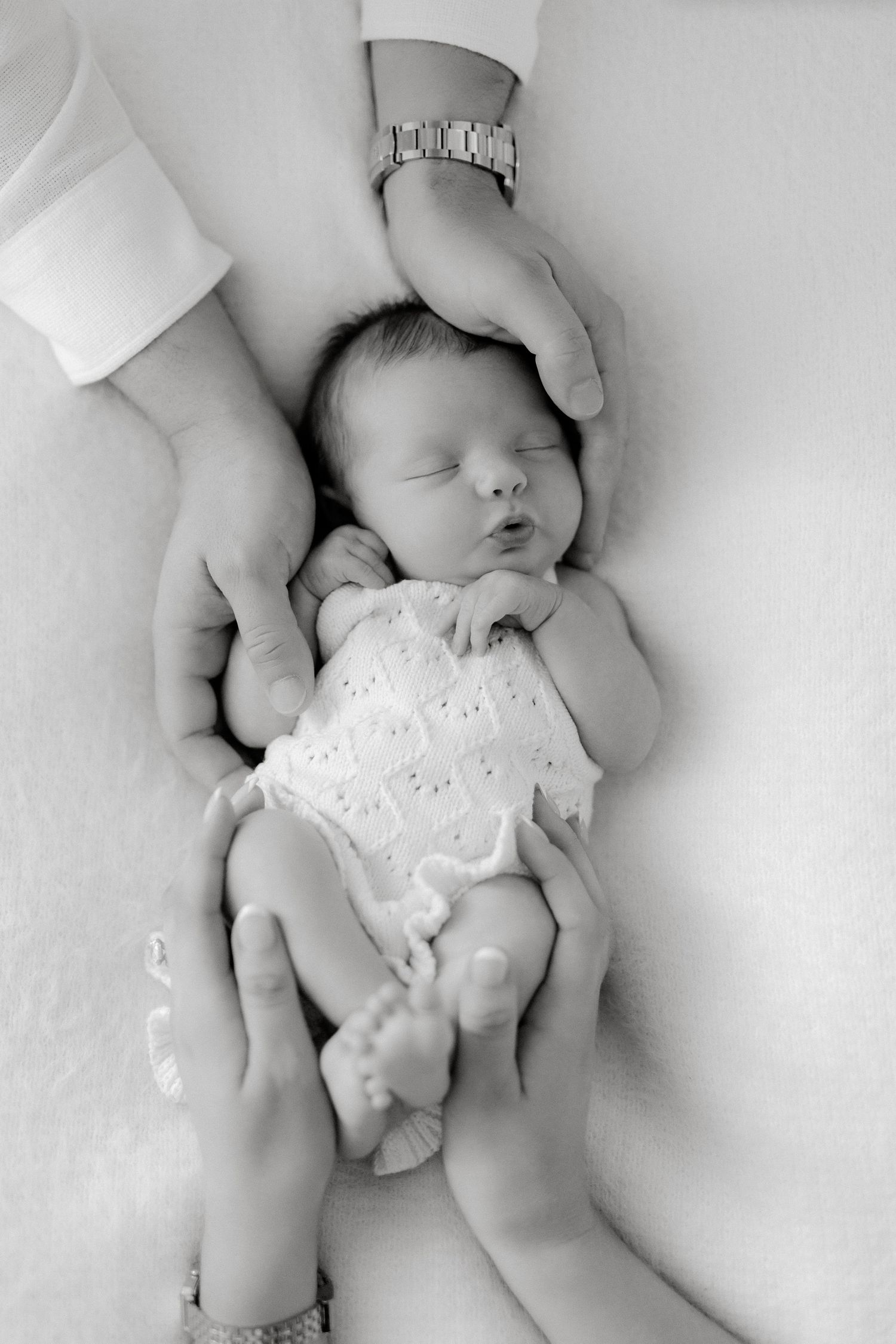 Newborn session Sunshine Coast. Close up image of baby, affordable newborn session.