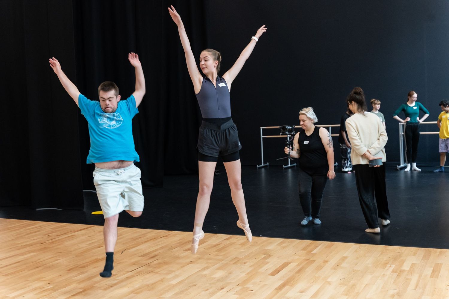 Inclusive dance performance photography for National Youth Ballet, Brighton
https://nationalyouthballet.org/