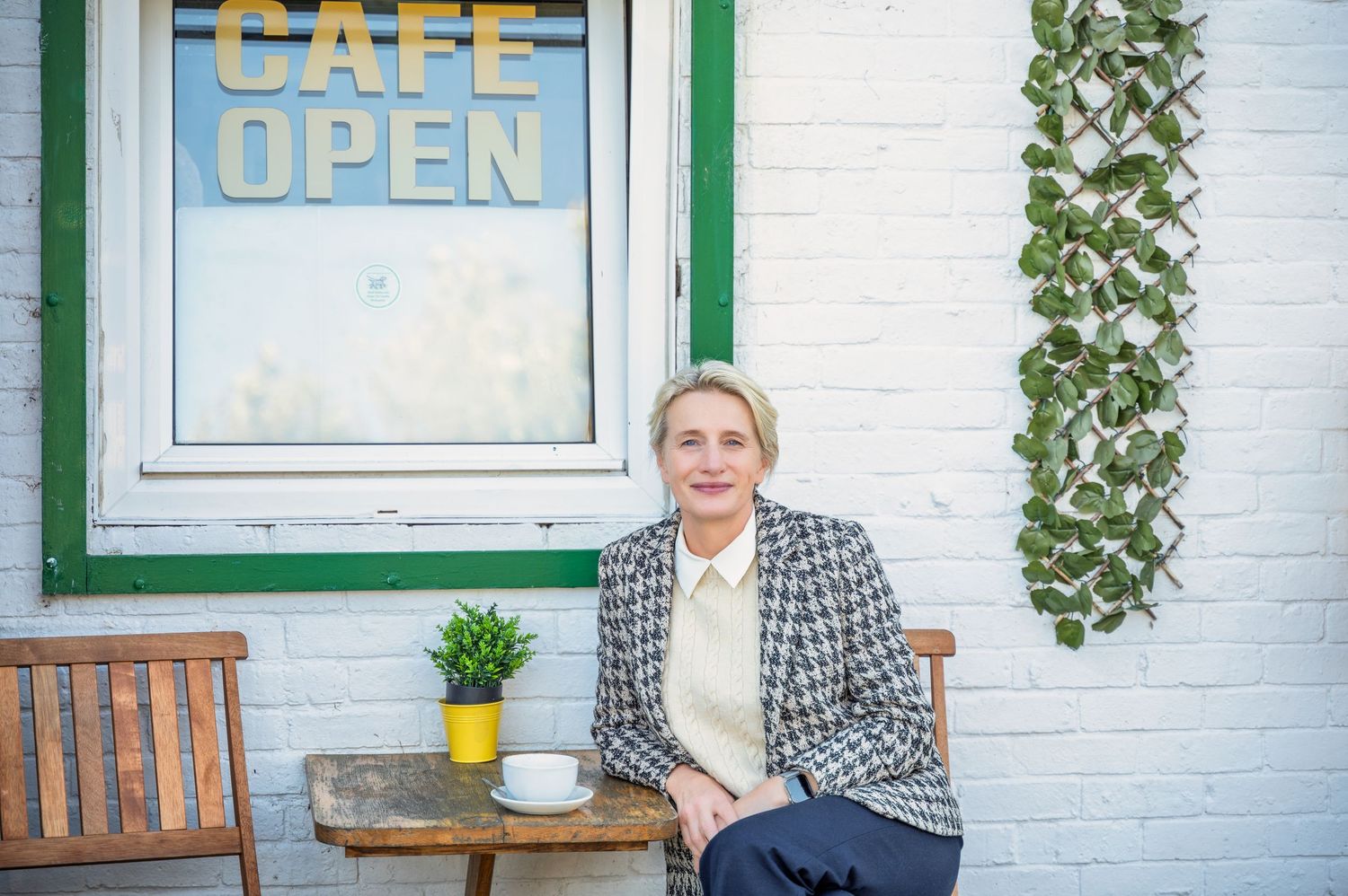 Creative portrait shoot for Alison Griffiths MP https://www.alisongriffiths.org.uk/