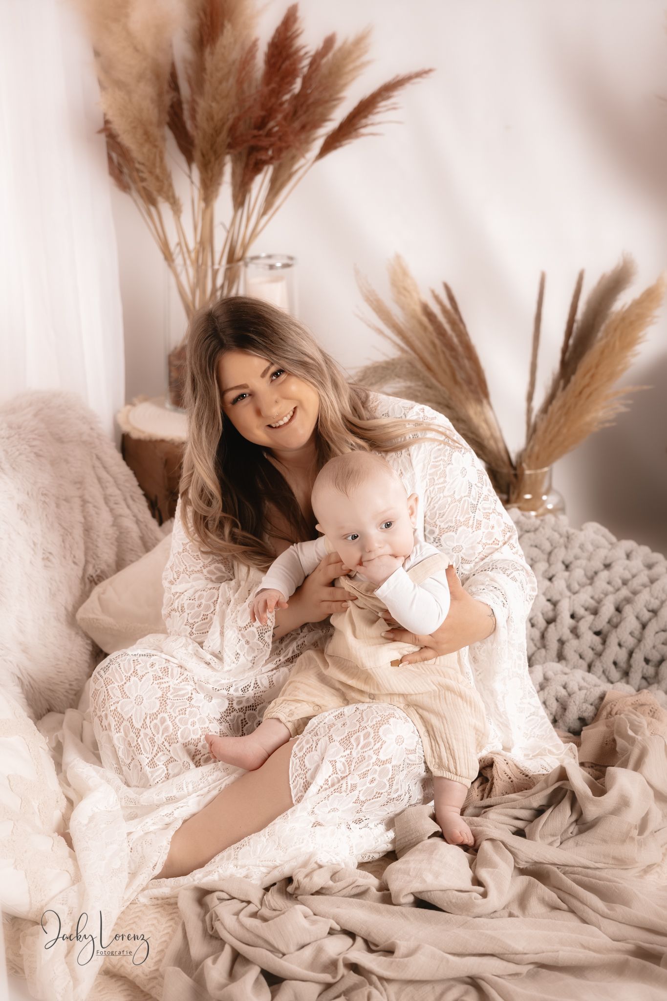Baby mit Mutter, Mommy & me,  Babyshooting, Babyfotografie Jacky Lorenz Fotografie, Plaidt, Koblenz, Neuwied, Westerwald und Umgebung