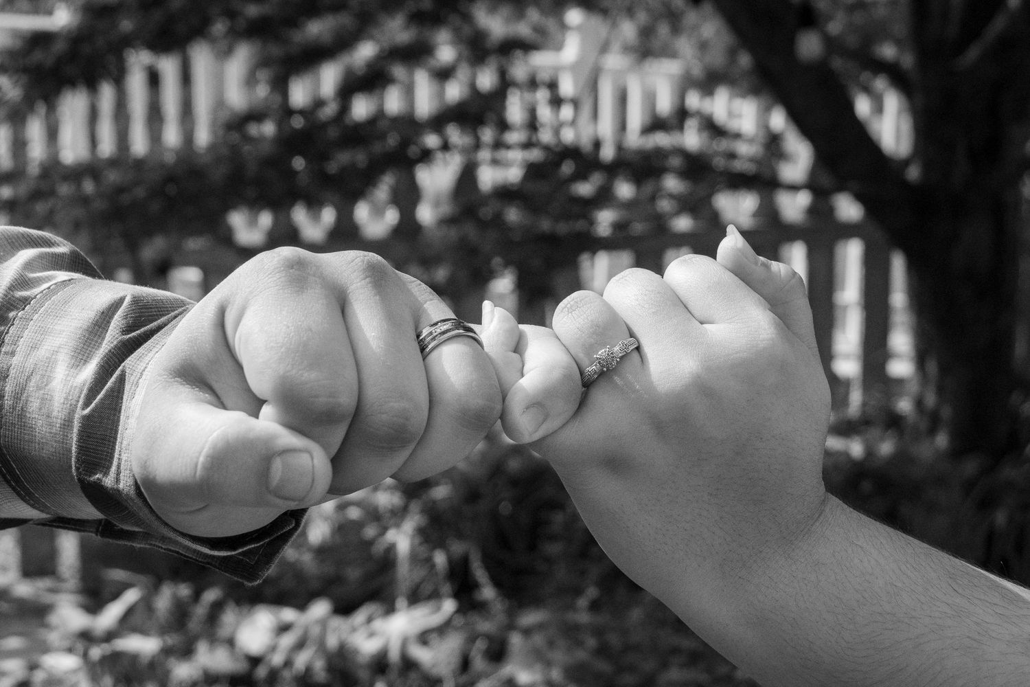 Film-inspired portrait of a couple in natural light