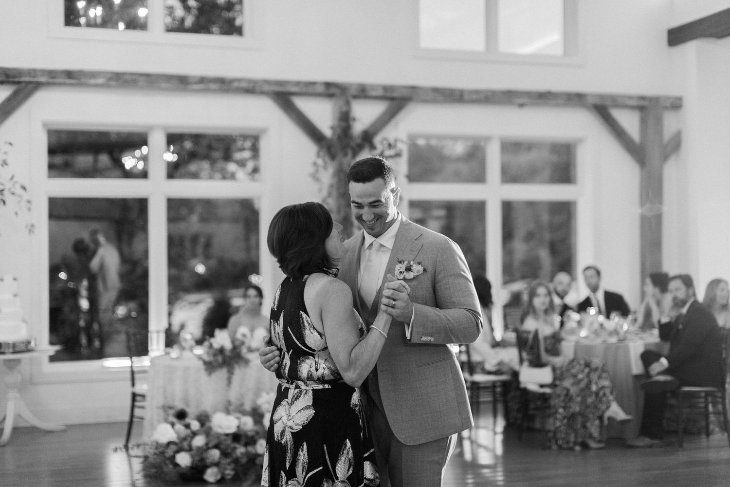 Wedding Photography – Bucks County, PA – Inn at Barley Sheaf Wedding