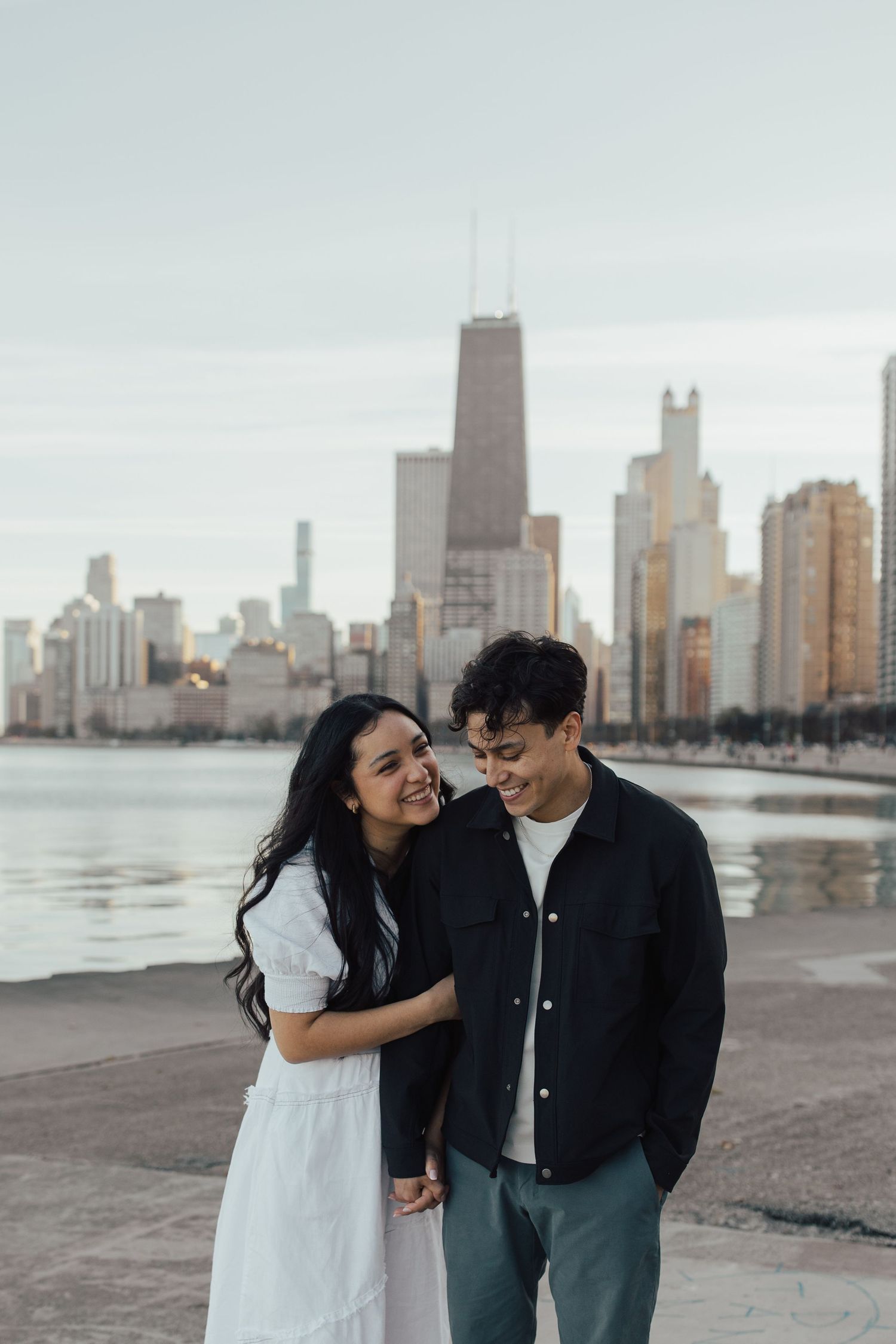 couples/family session with chicago skyline - chicago lifestyle photographer