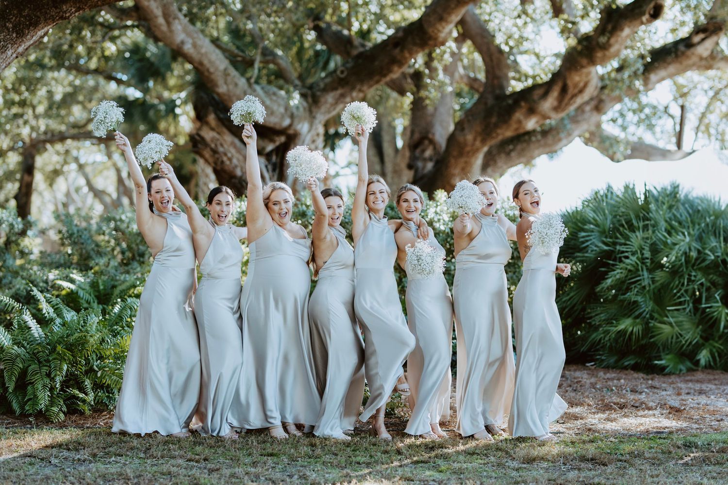 Bridal Party at Lowndes Grove Plantation in Charleston, South Carolina.