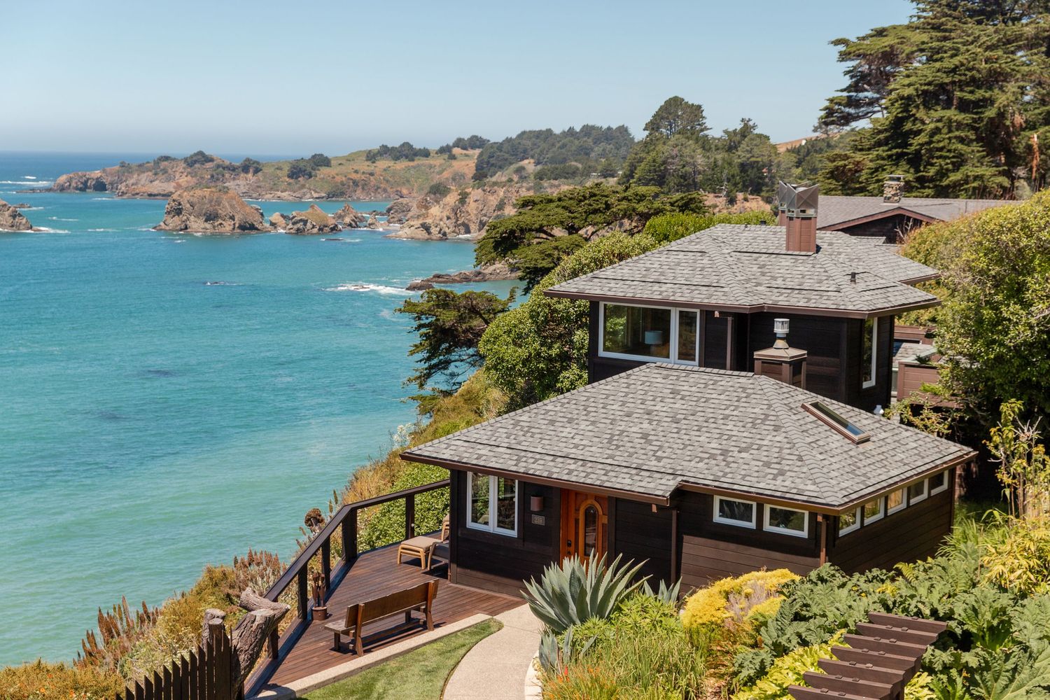 Coastal property with panoramic ocean views and modern architecture. Travel photography for magazines, hotels, and designers. Colorado.