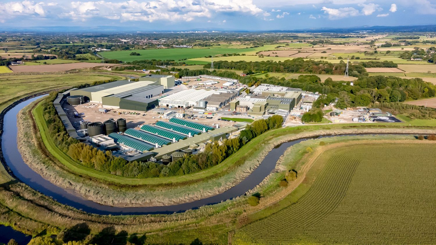 Drone image of GA pet food Plock Farm manufacturing site.
